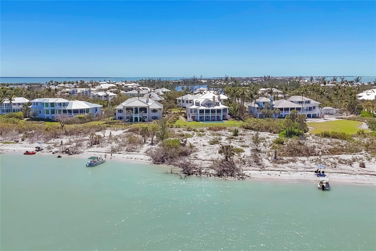 D6144731 Property Photo