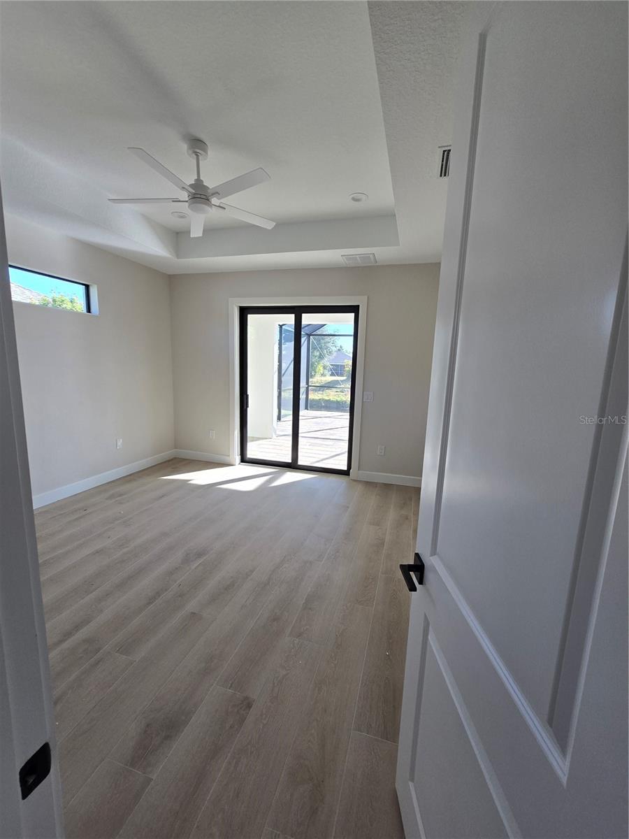 15384 VISALIA RD, PORT CHARLOTTE, FL, 33981