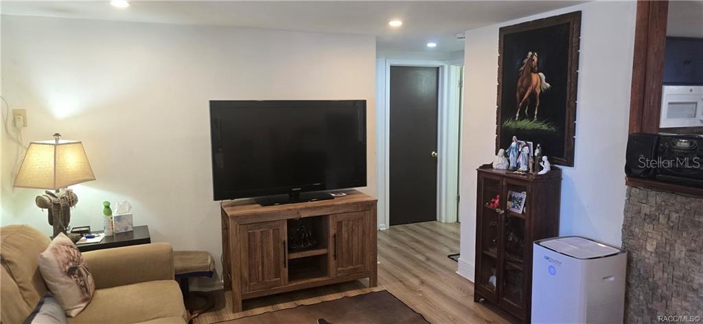 24 N MELBOURNE ST, BEVERLY HILLS, FL, 34465