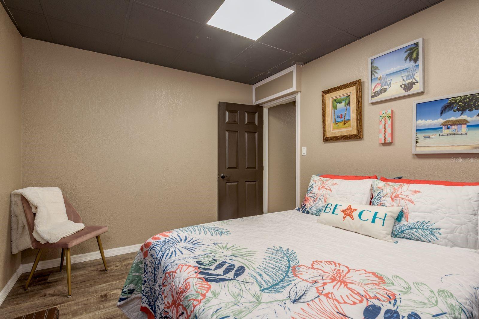 Lower Level Guest / In-Law Bedroom