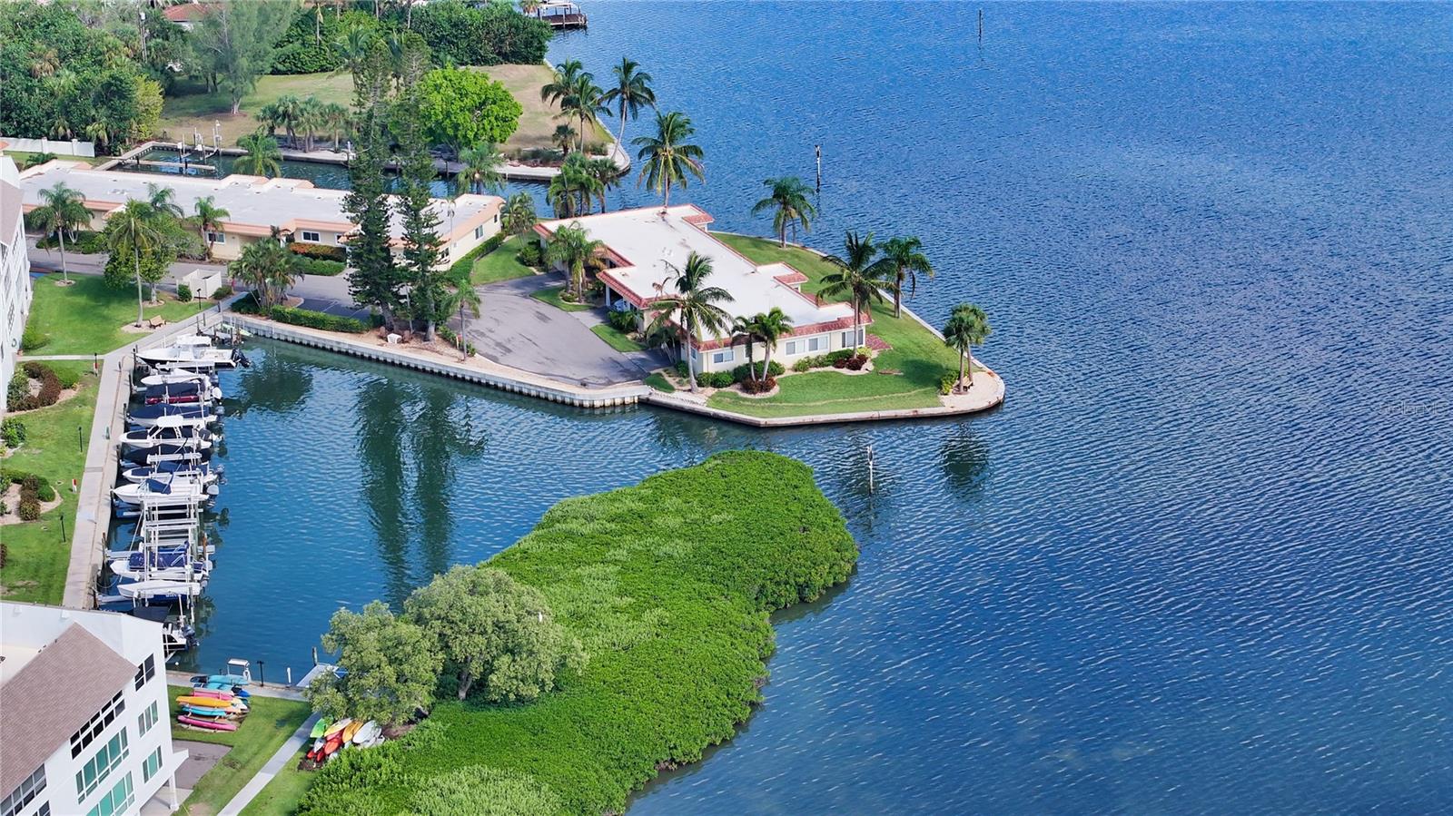 4500 GULF OF MEXICO DR #206, LONGBOAT KEY, FL, 34228