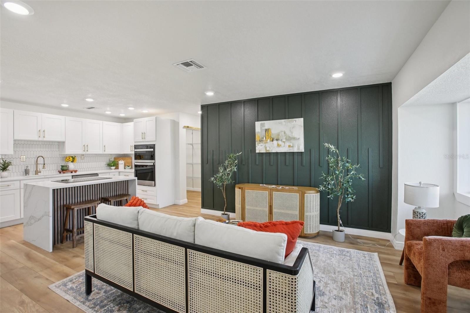 4116 W IOWA AVE, TAMPA, FL, 33616