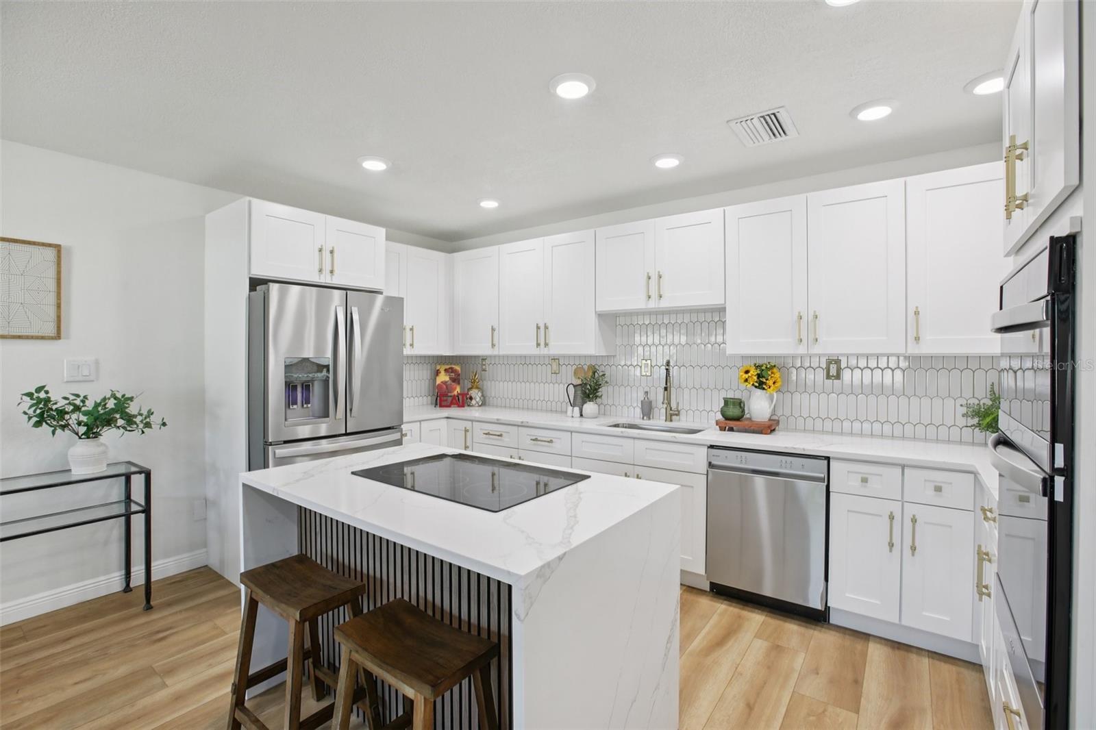 4116 W IOWA AVE, TAMPA, FL, 33616