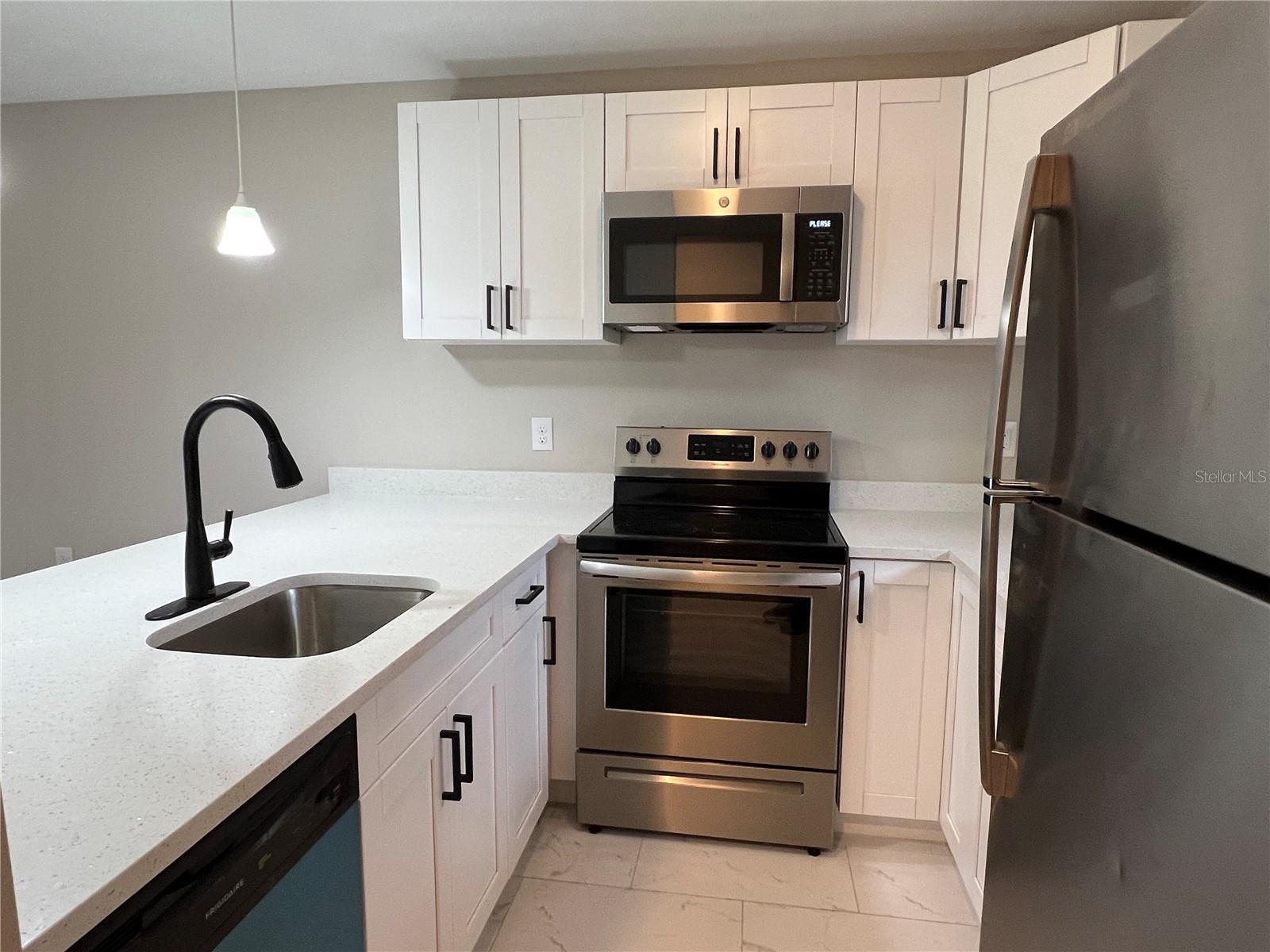 39132 COUNTY ROAD 54 #2064, ZEPHYRHILLS, FL, 33542