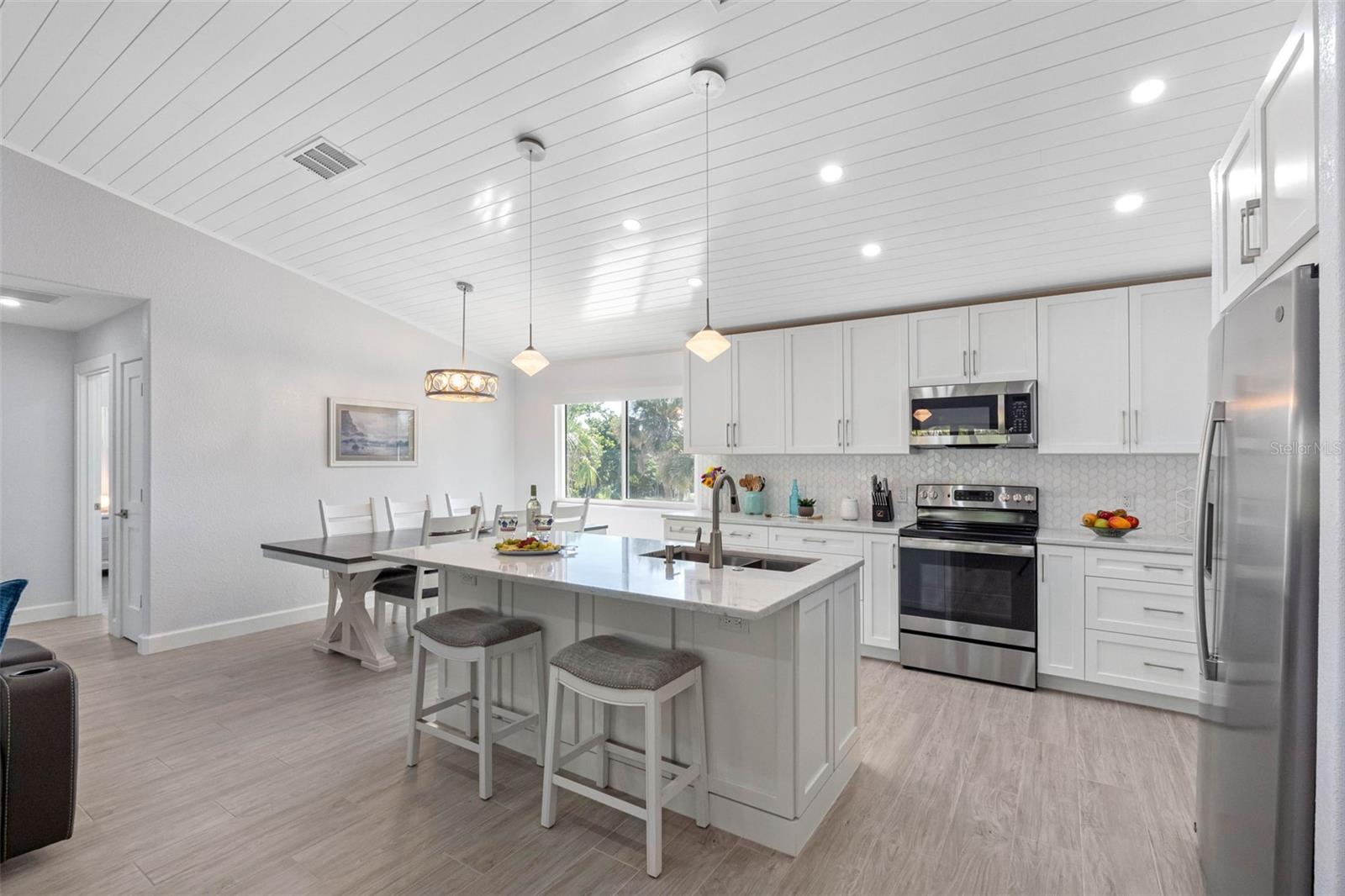 396 N GULF BLVD, PLACIDA, FL, 33946