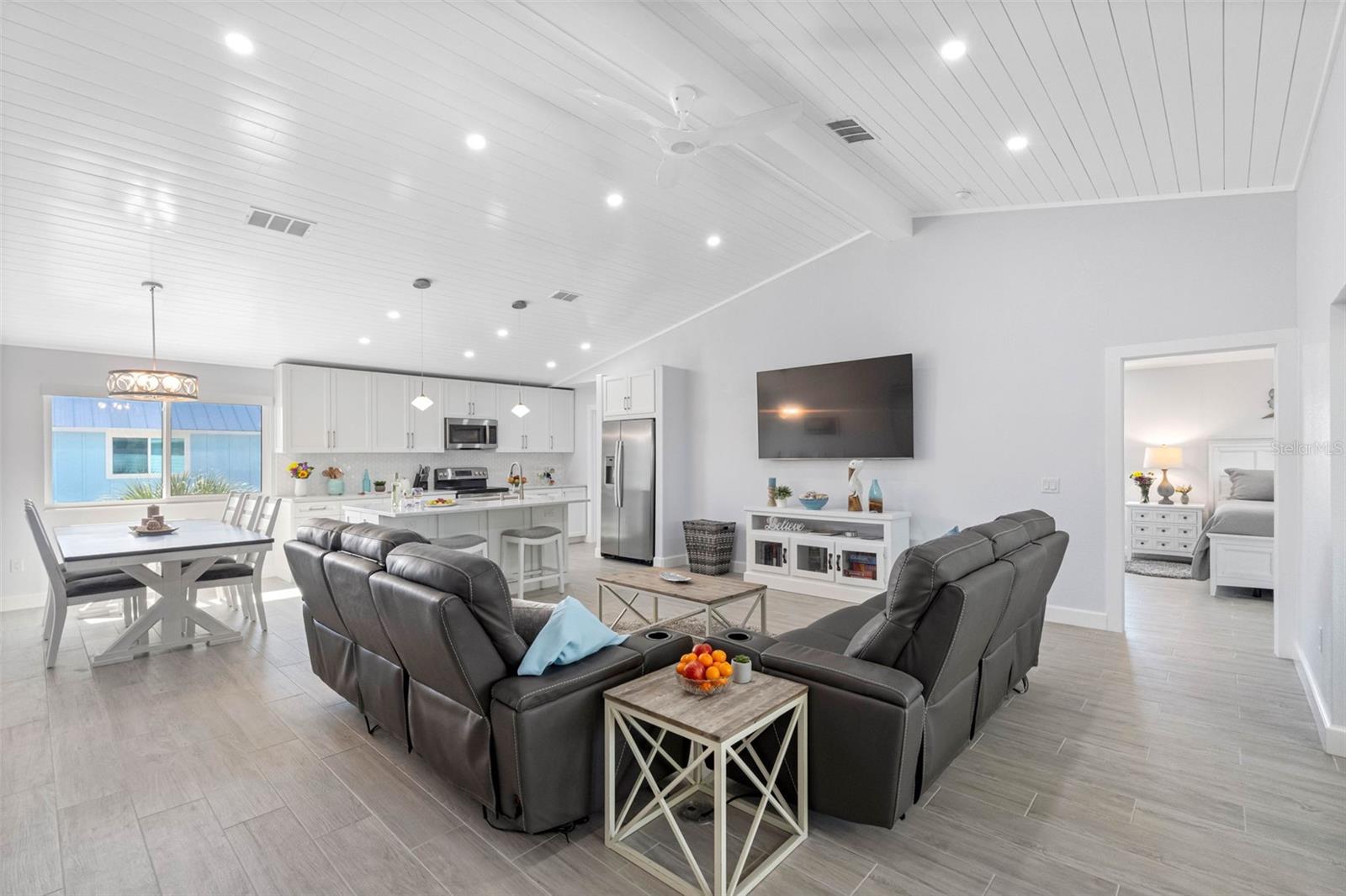 396 N GULF BLVD, PLACIDA, FL, 33946