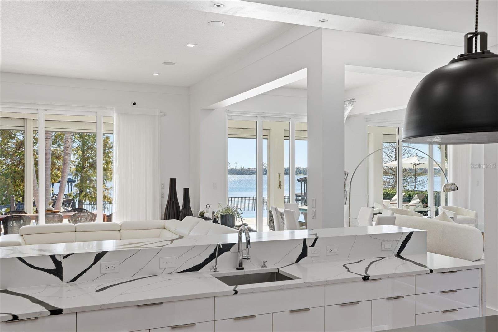 O6359990 Property Photo