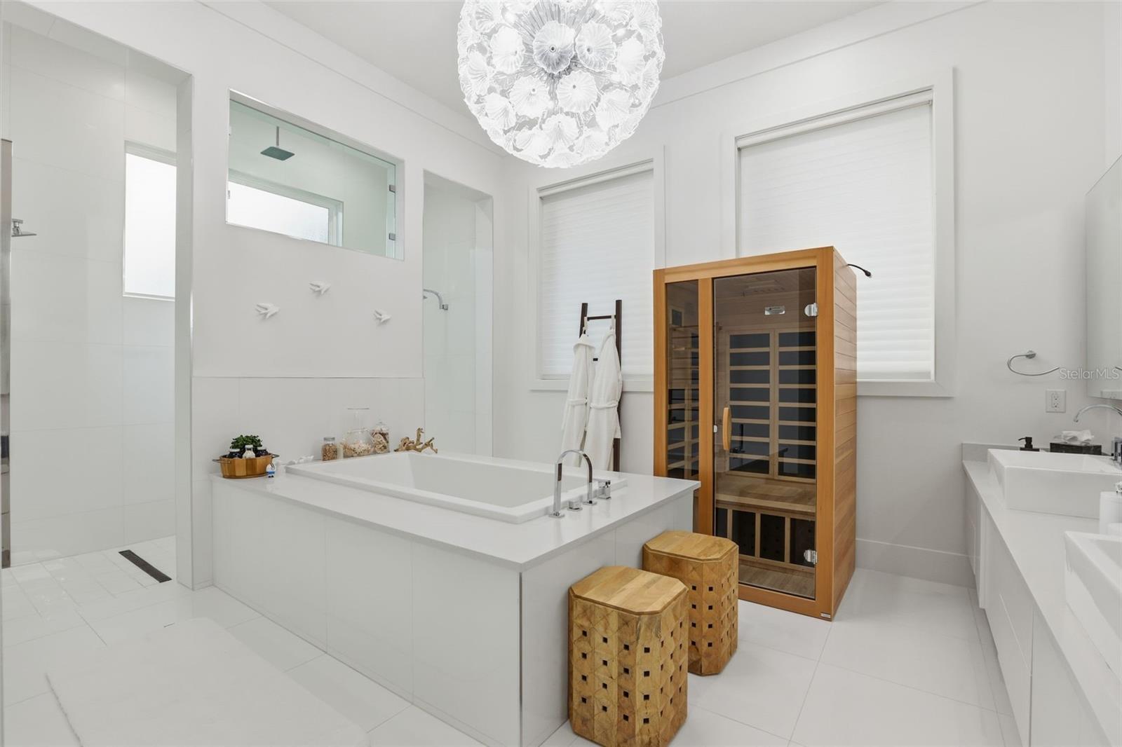 O6359990 Property Photo