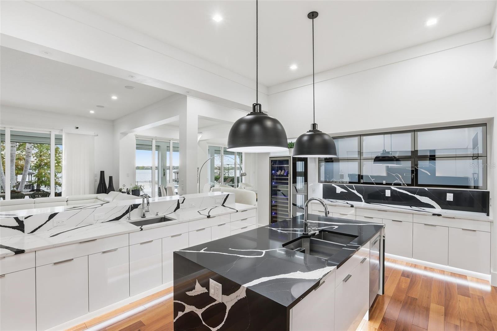 O6359990 Property Photo