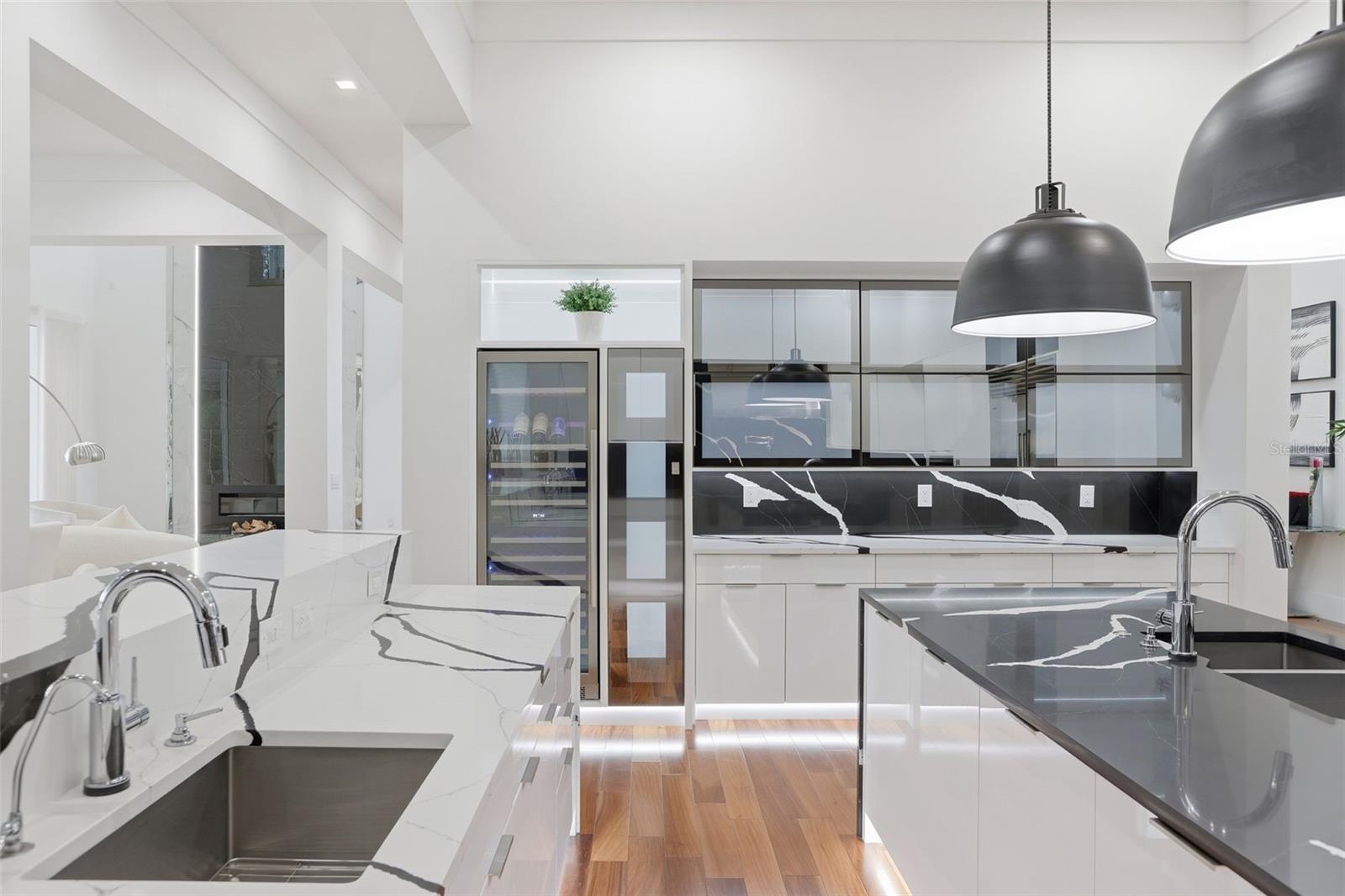 O6359990 Property Photo