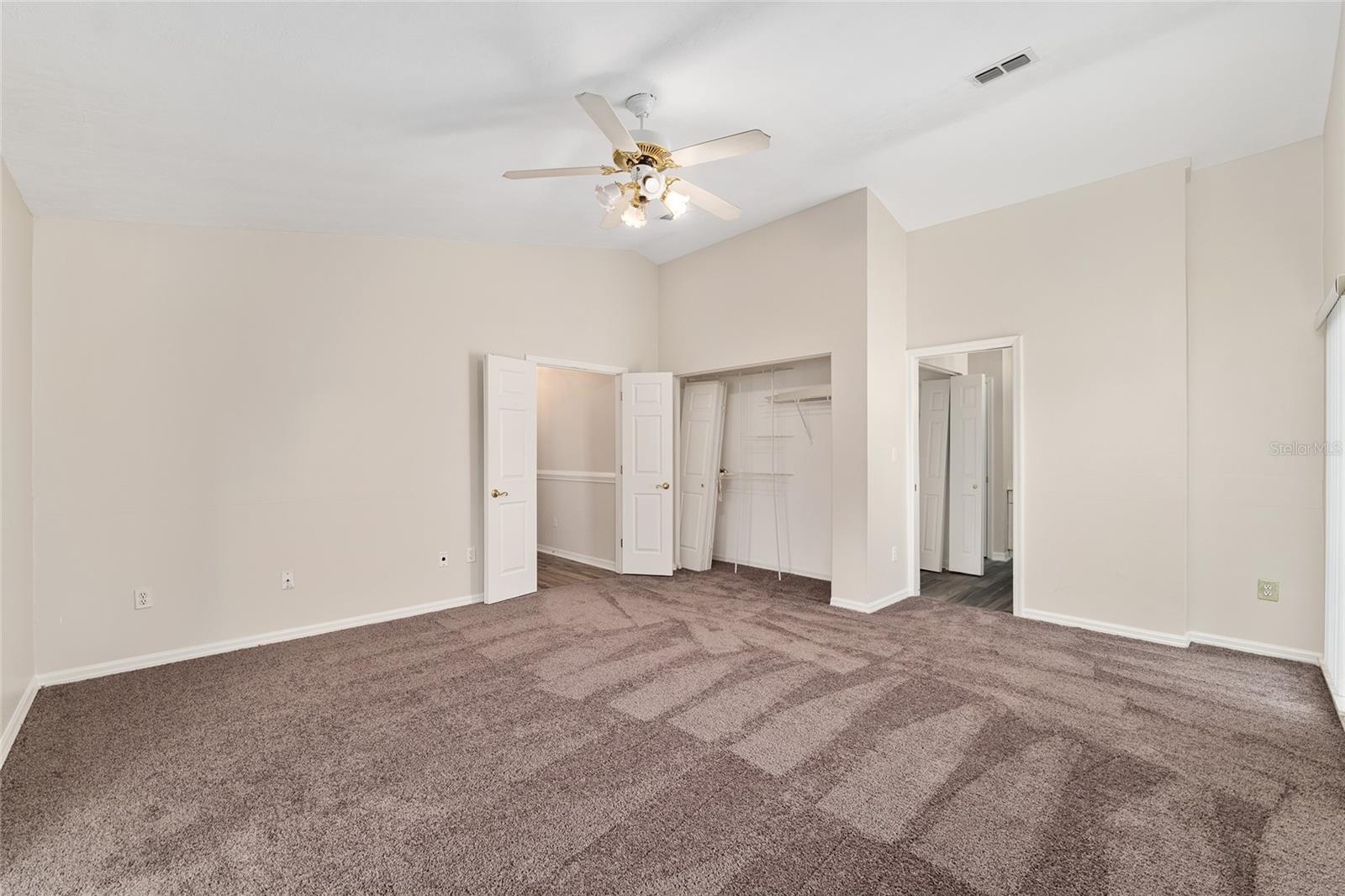 1135 SE 12TH AVE, GAINESVILLE, FL, 32641