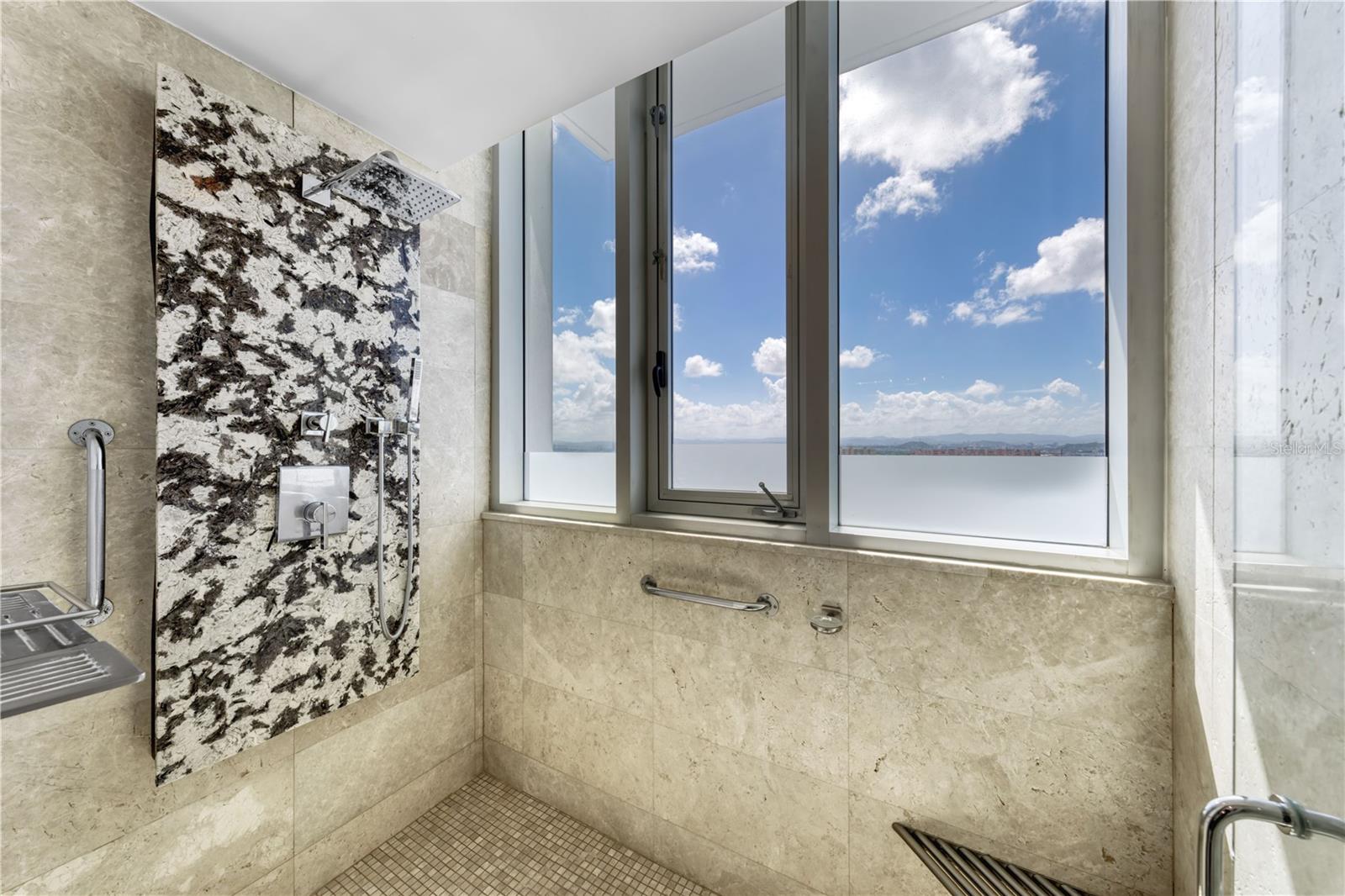 PR9117314 Property Photo