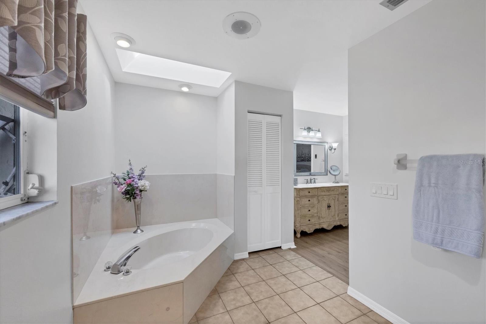 2458 HERRON TER, PORT CHARLOTTE, FL, 33981