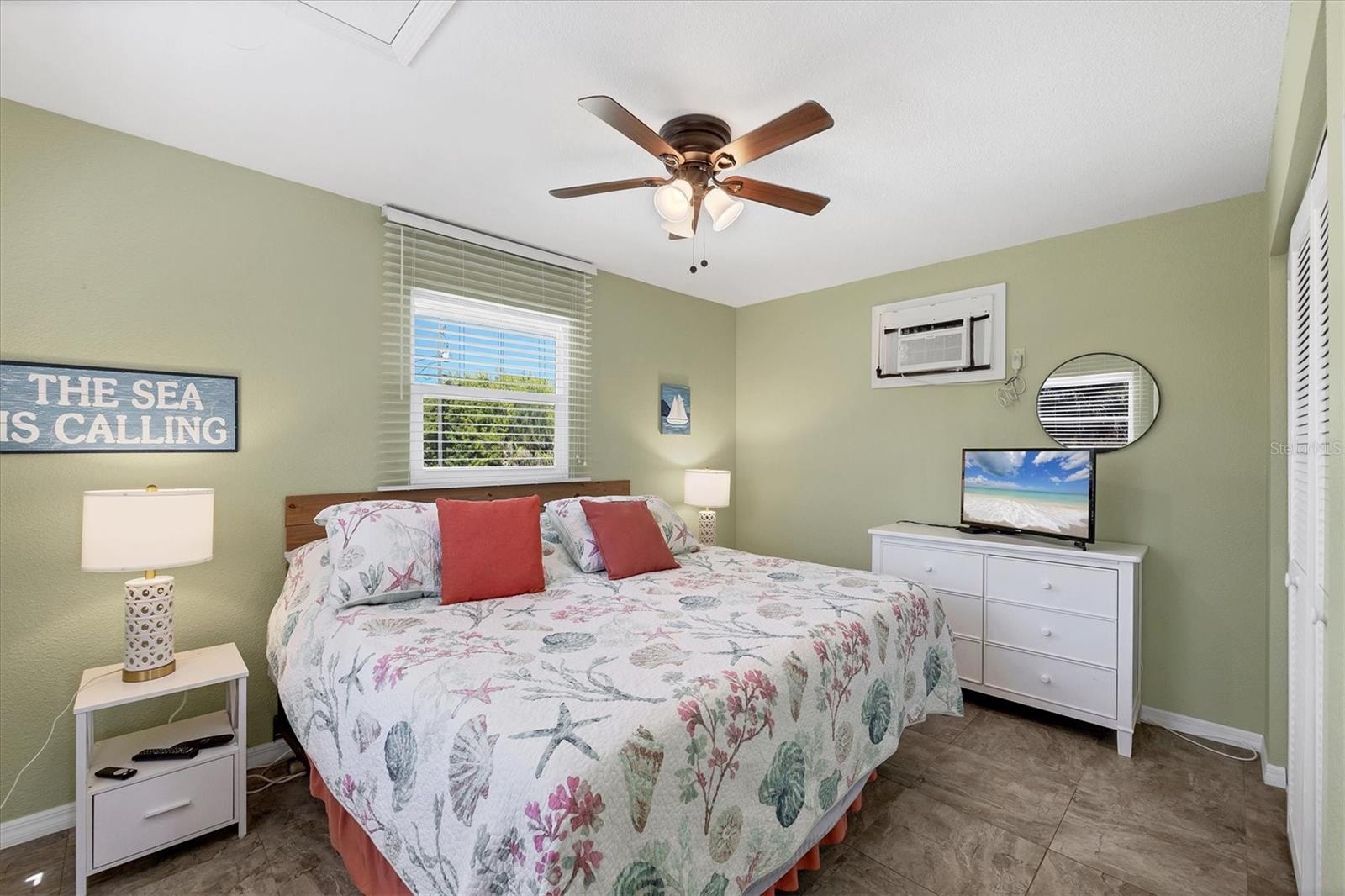 2458 HERRON TER, PORT CHARLOTTE, FL, 33981