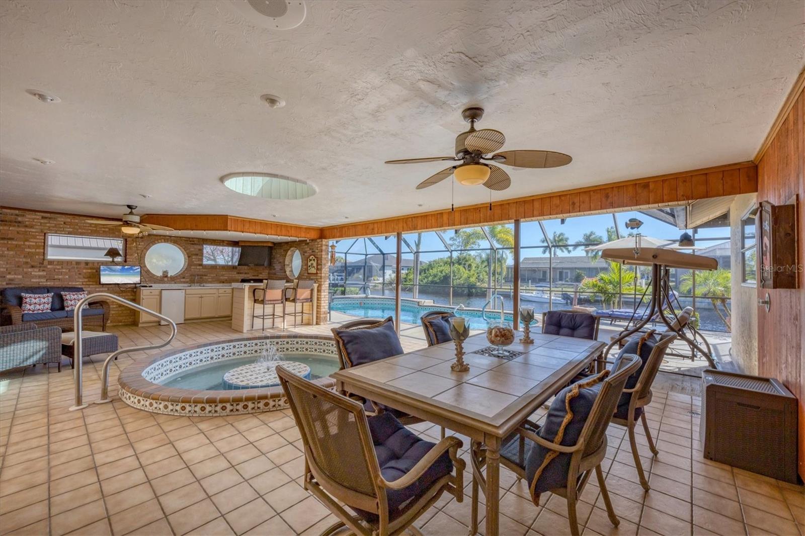 2458 HERRON TER, PORT CHARLOTTE, FL, 33981