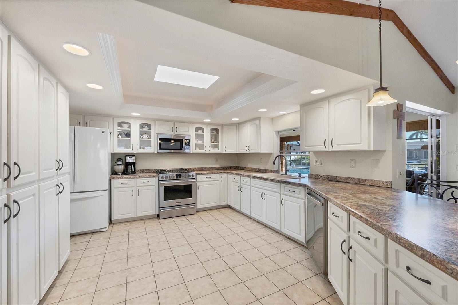 2458 HERRON TER, PORT CHARLOTTE, FL, 33981