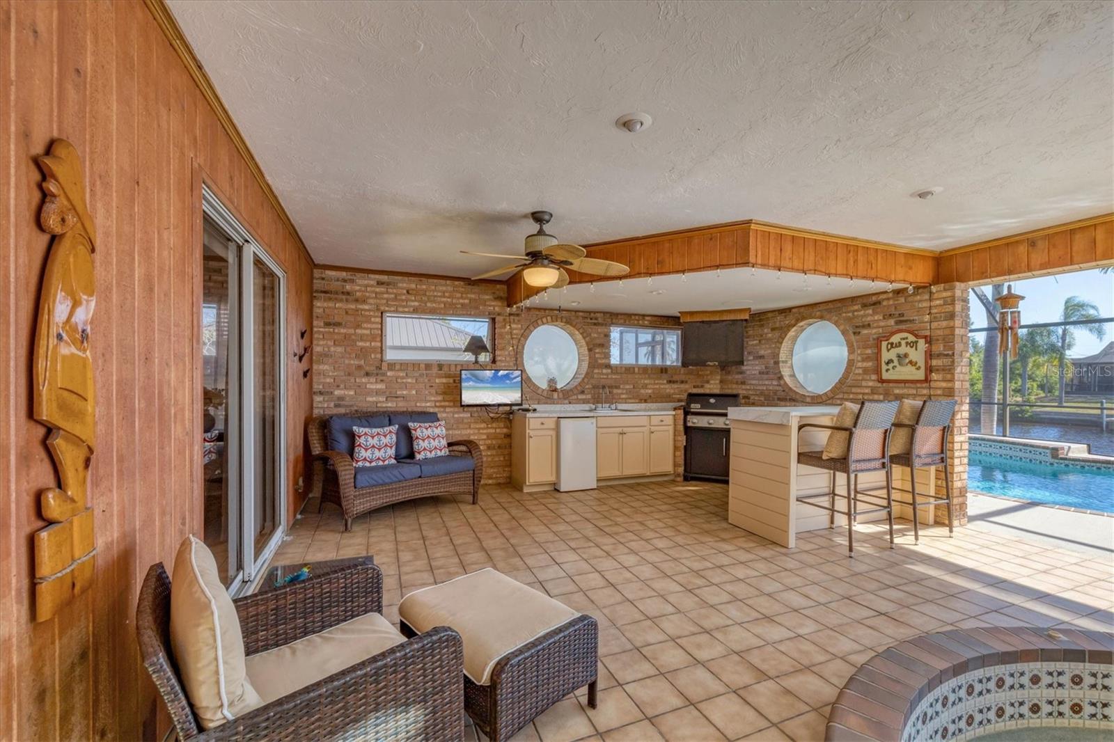 2458 HERRON TER, PORT CHARLOTTE, FL, 33981