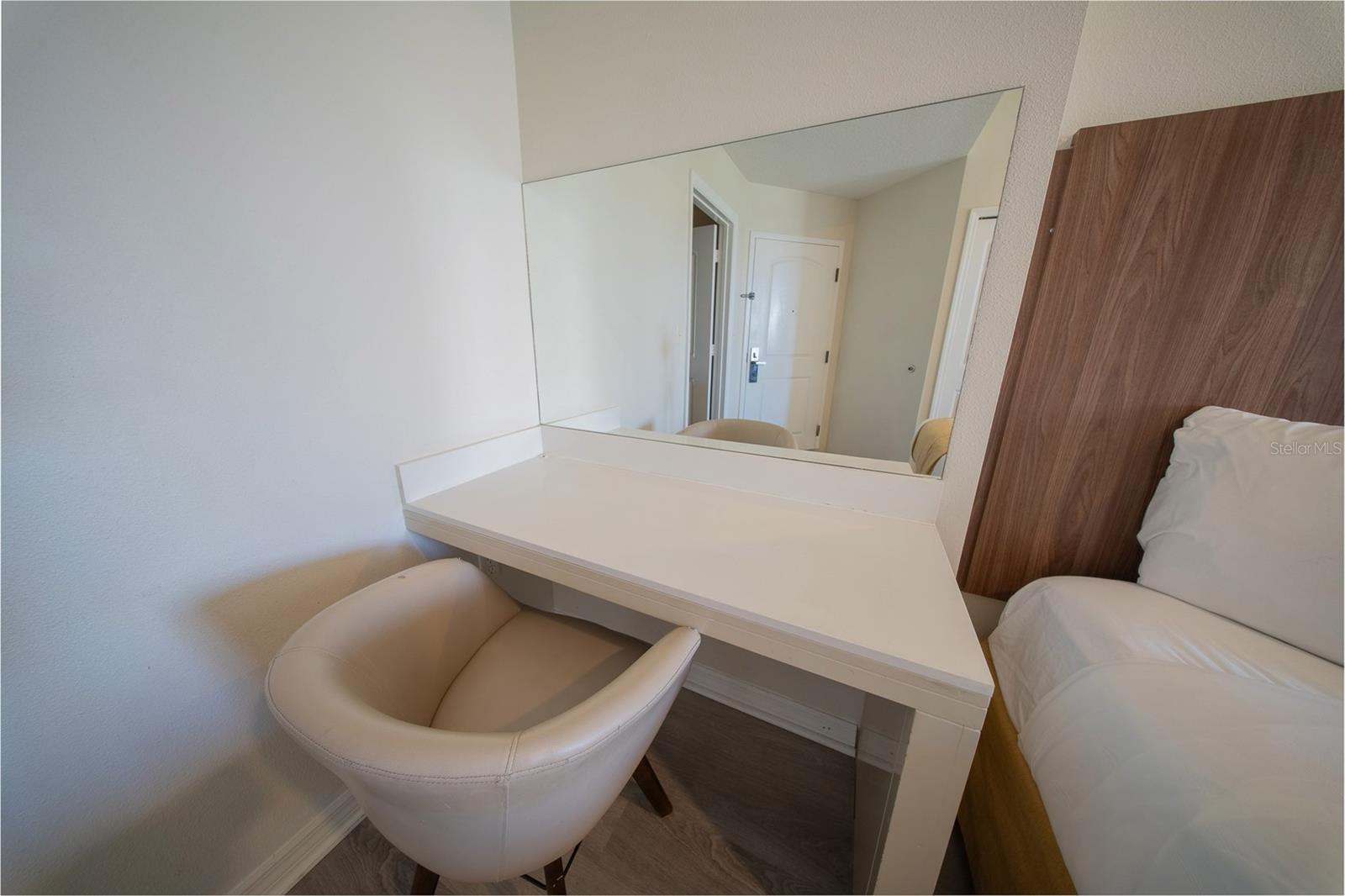 7395 UNIVERSAL BLVD #701, ORLANDO, FL, 32819