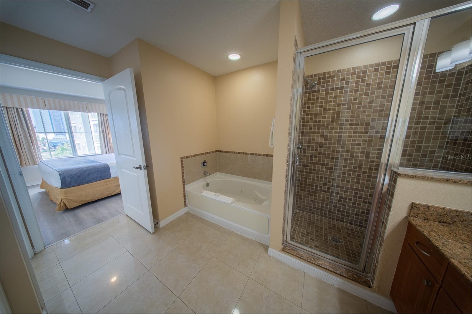 7395 UNIVERSAL BLVD #701, ORLANDO, FL, 32819