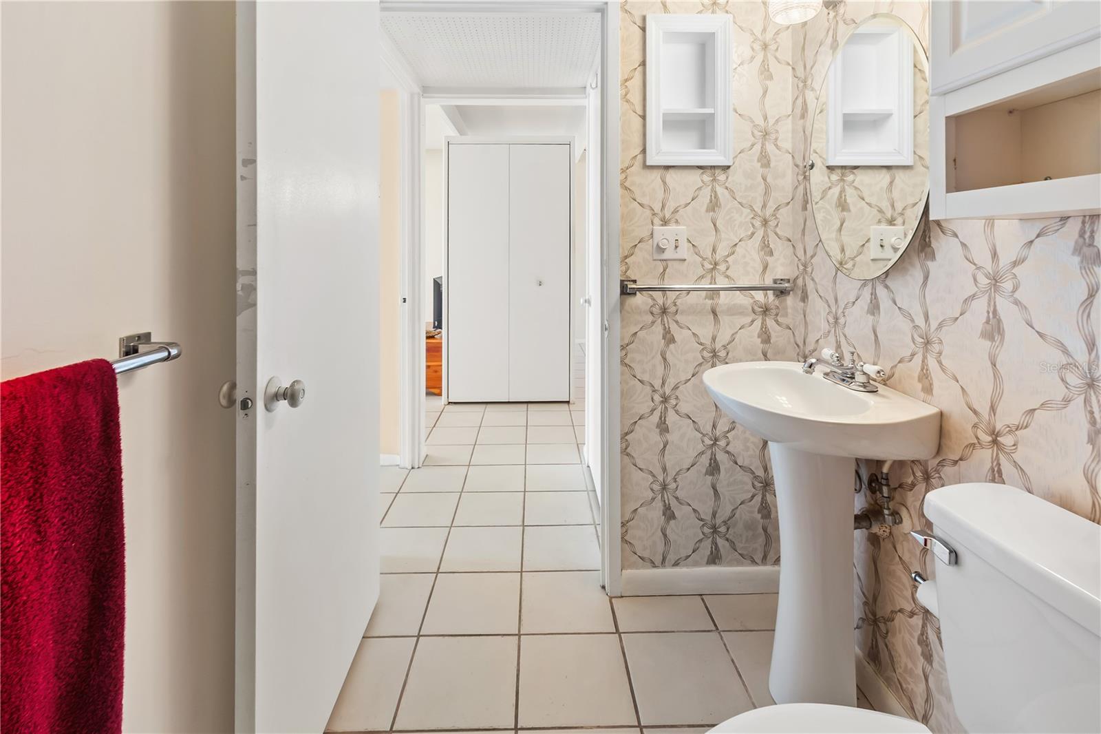 K4903139 Property Photo