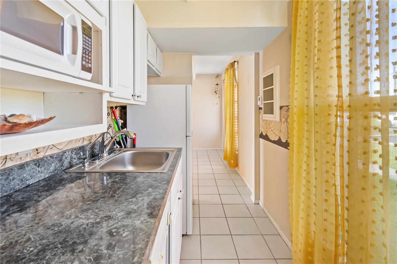 K4903139 Property Photo