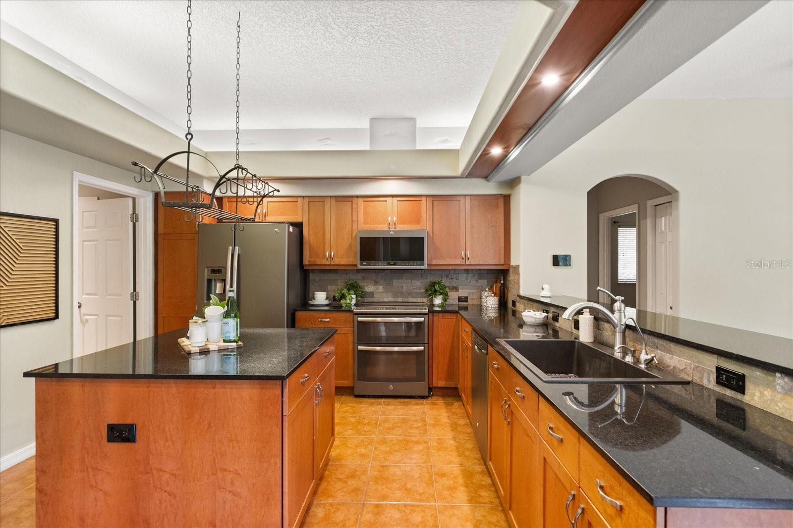 622 W PALM VALLEY DR, OVIEDO, FL, 32765