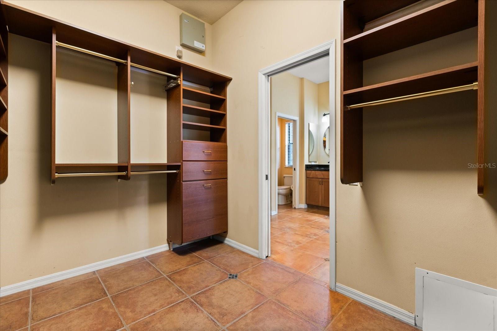 622 W PALM VALLEY DR, OVIEDO, FL, 32765