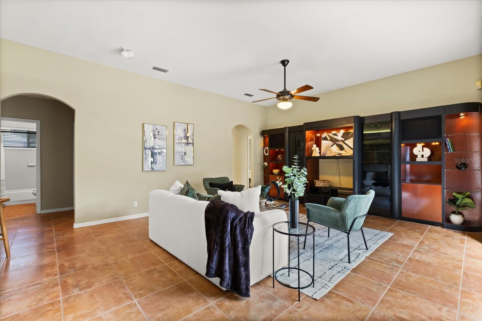 622 W PALM VALLEY DR, OVIEDO, FL, 32765