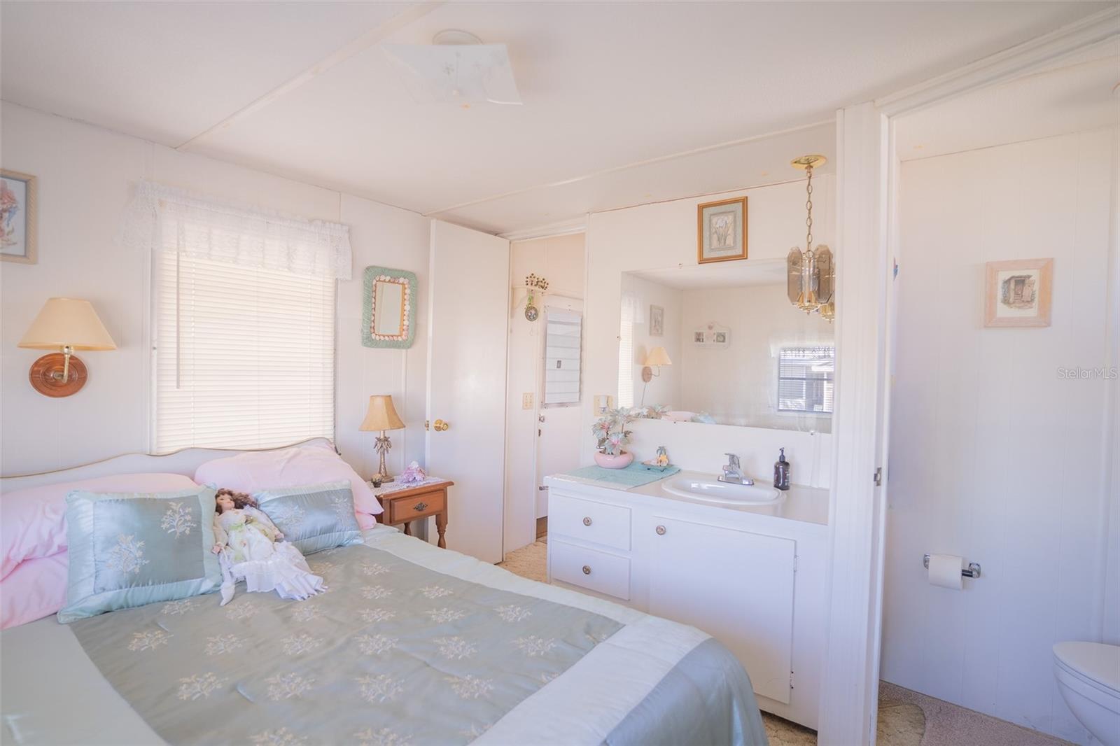 5313 AURORA DR, ZEPHYRHILLS, FL, 33541