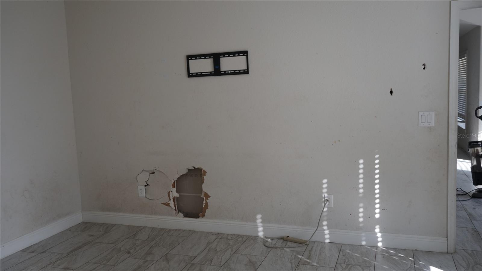 110 NW 24TH TER, CAPE CORAL, FL, 33993