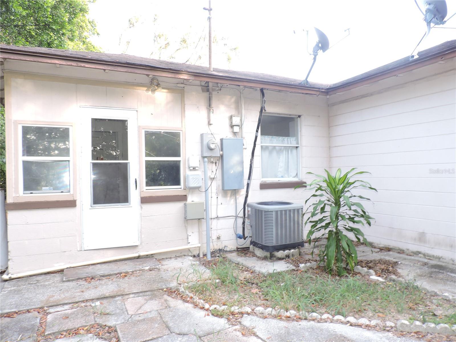 713 EUCLID AVE, LAKE WALES, FL, 33853