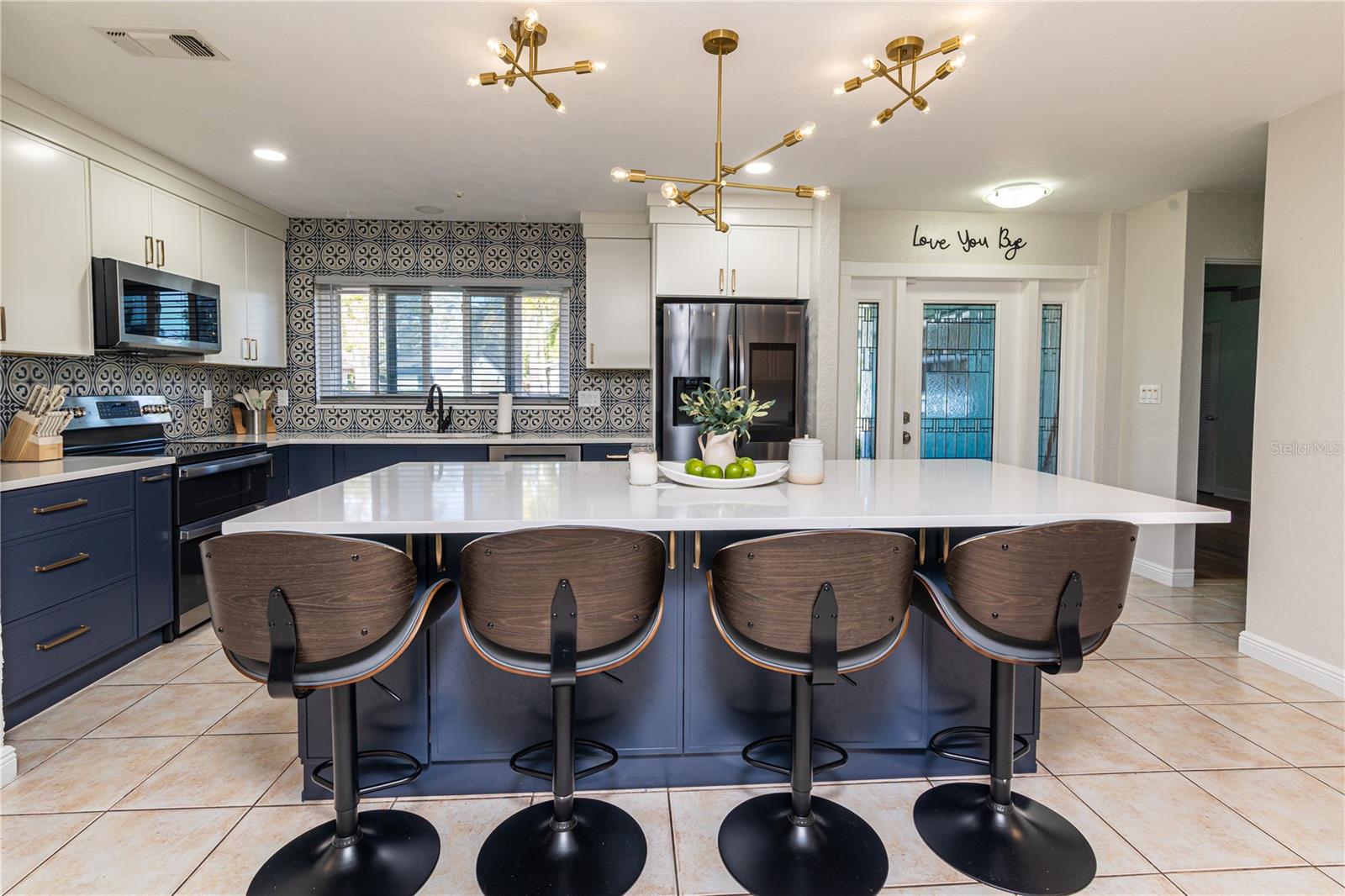 510 LEWIS BLVD SE, ST PETERSBURG, FL, 33705