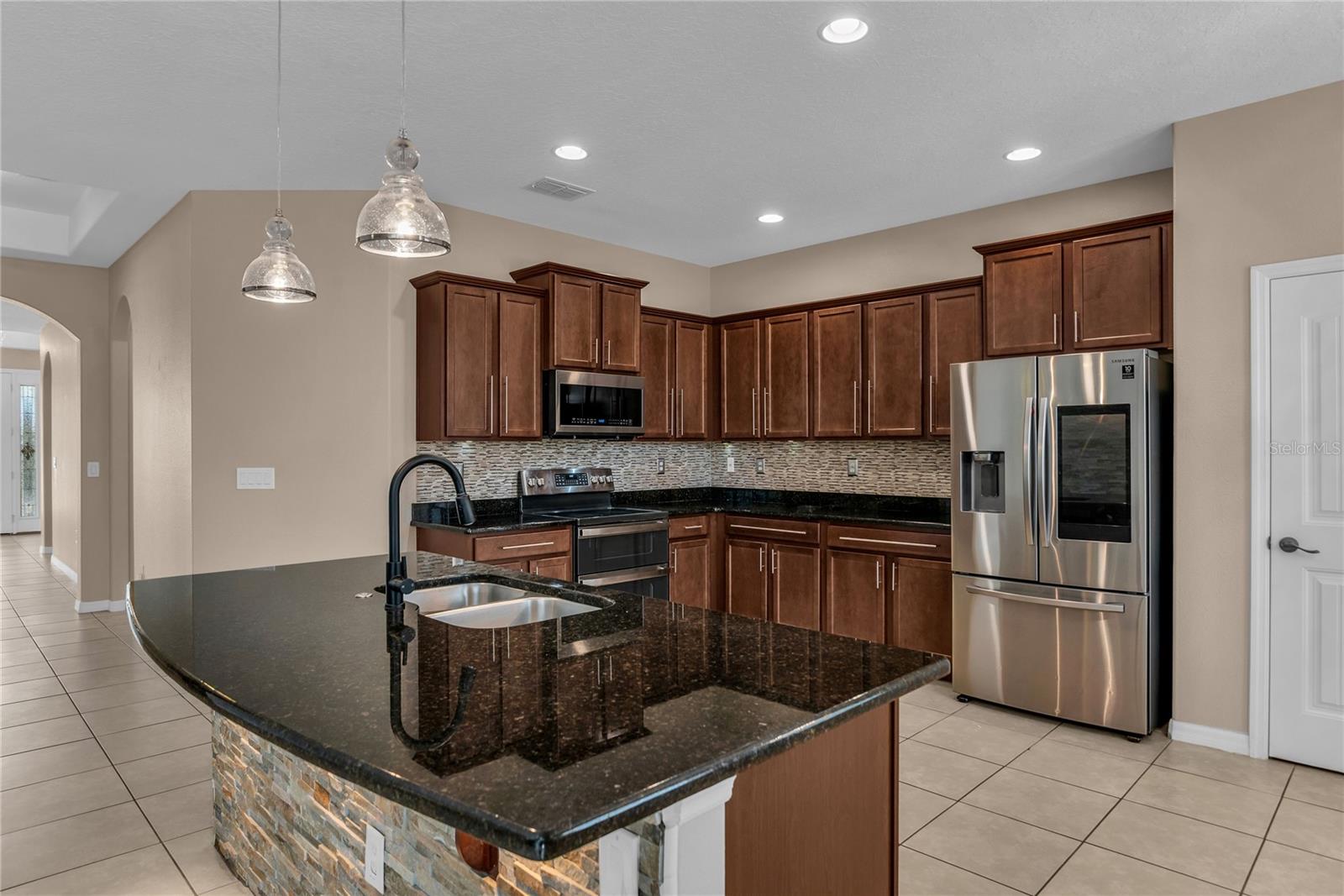 4018 CHANDLER ESTATES DR, APOPKA, FL, 32712