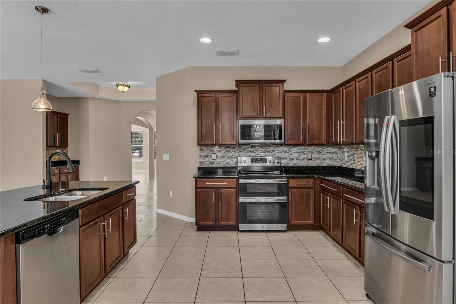 4018 CHANDLER ESTATES DR, APOPKA, FL, 32712