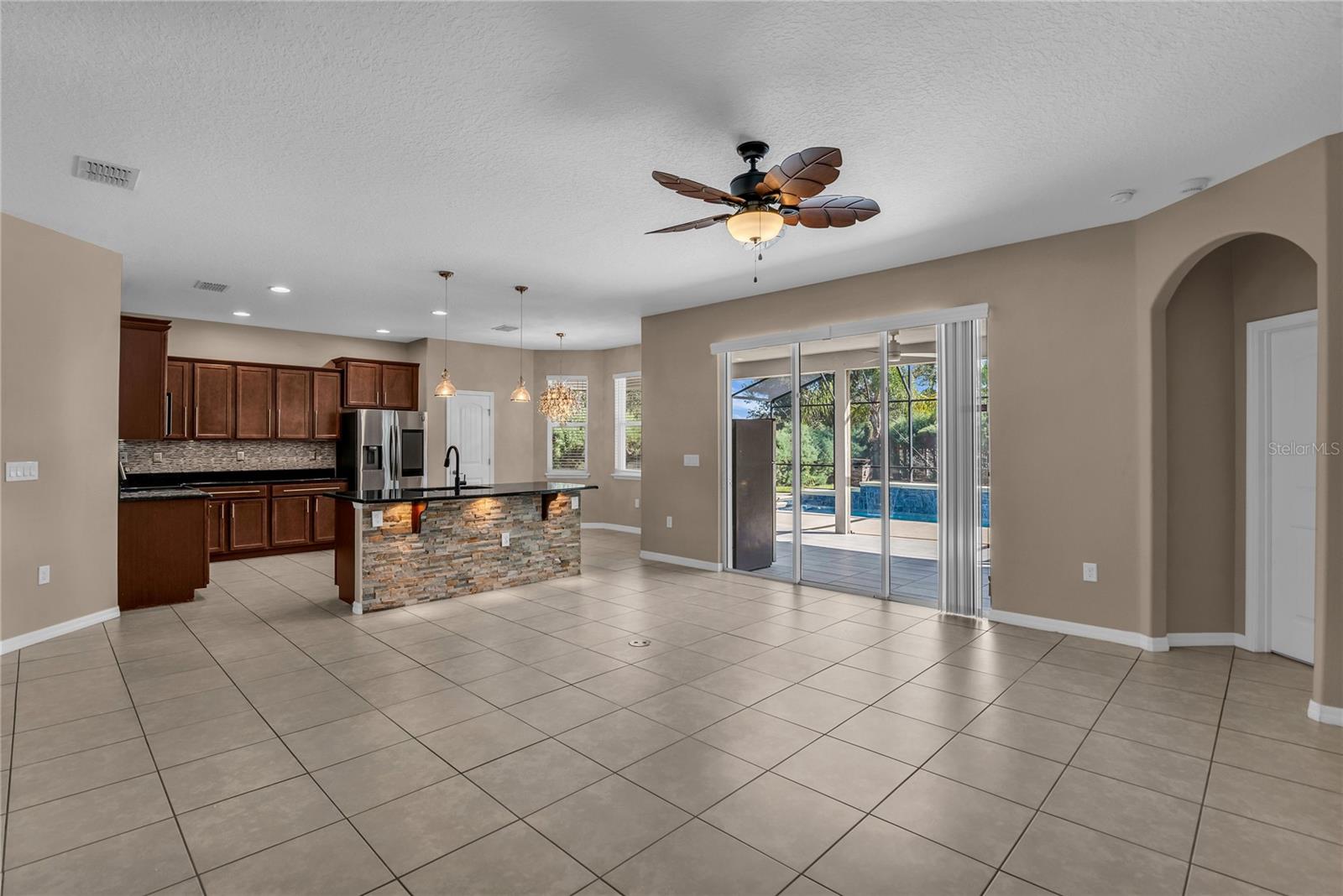 4018 CHANDLER ESTATES DR, APOPKA, FL, 32712