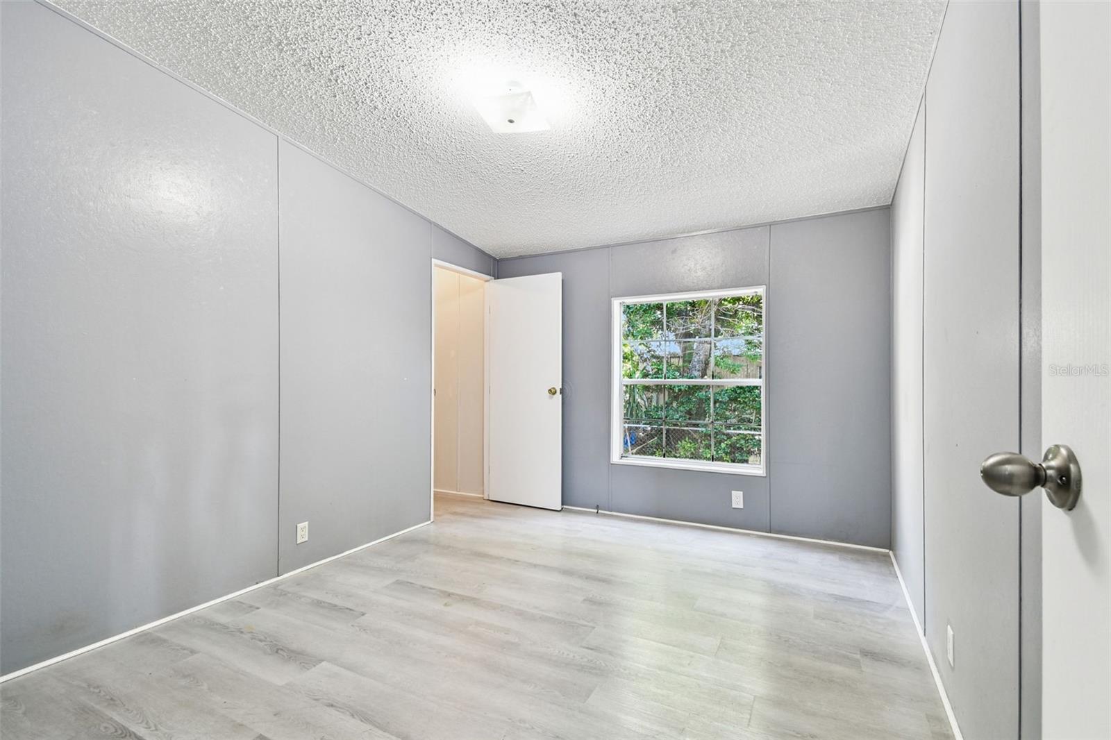 6151 109TH AVE N, PINELLAS PARK, FL, 33782