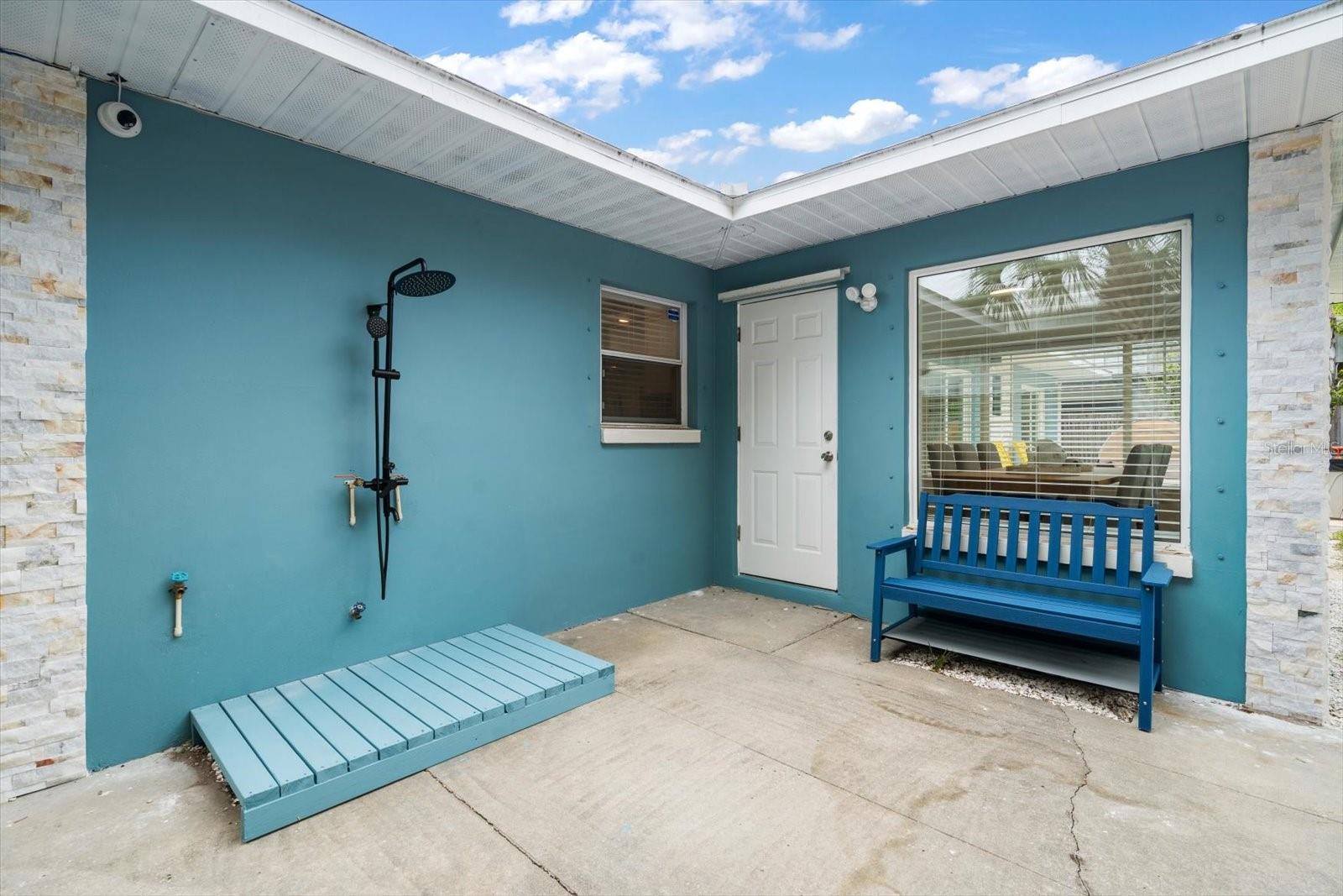 955 NARCISSUS AVE, CLEARWATER BEACH, FL, 33767