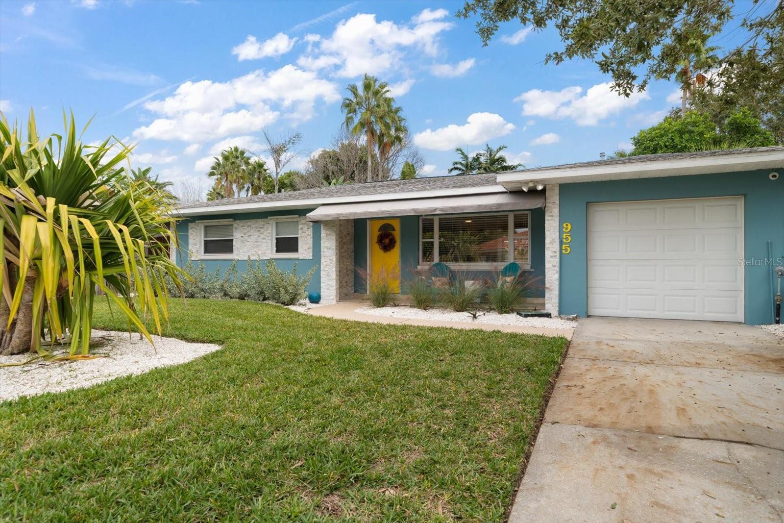 955 NARCISSUS AVE, CLEARWATER BEACH, FL, 33767