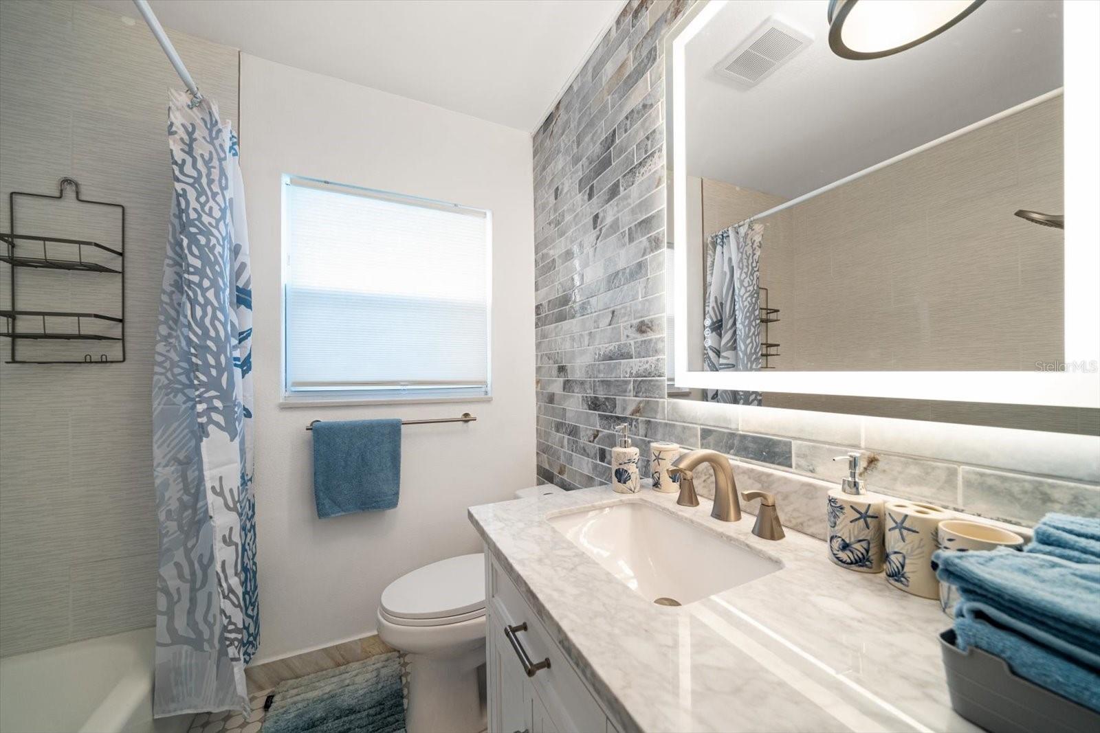 955 NARCISSUS AVE, CLEARWATER BEACH, FL, 33767