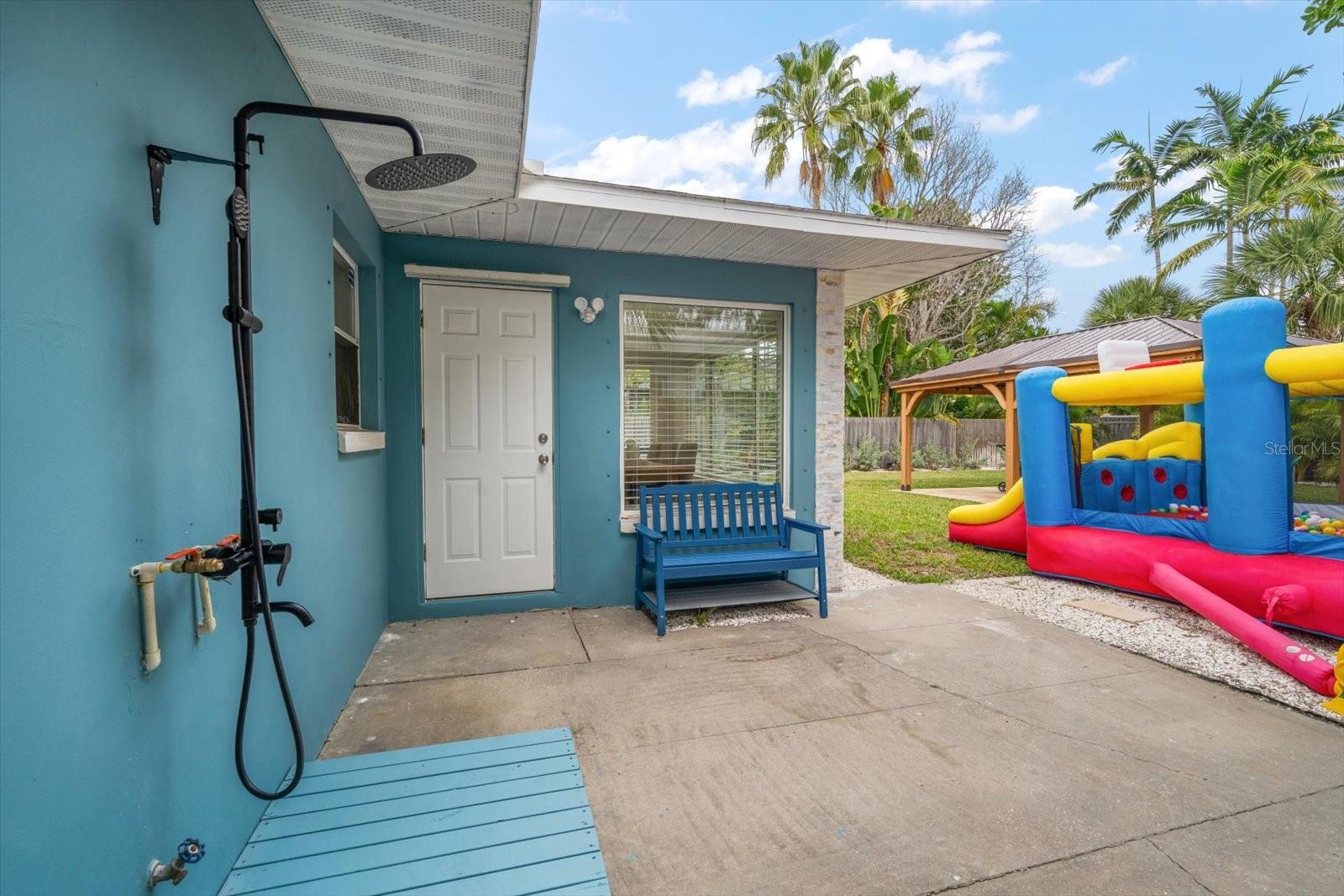 955 NARCISSUS AVE, CLEARWATER BEACH, FL, 33767