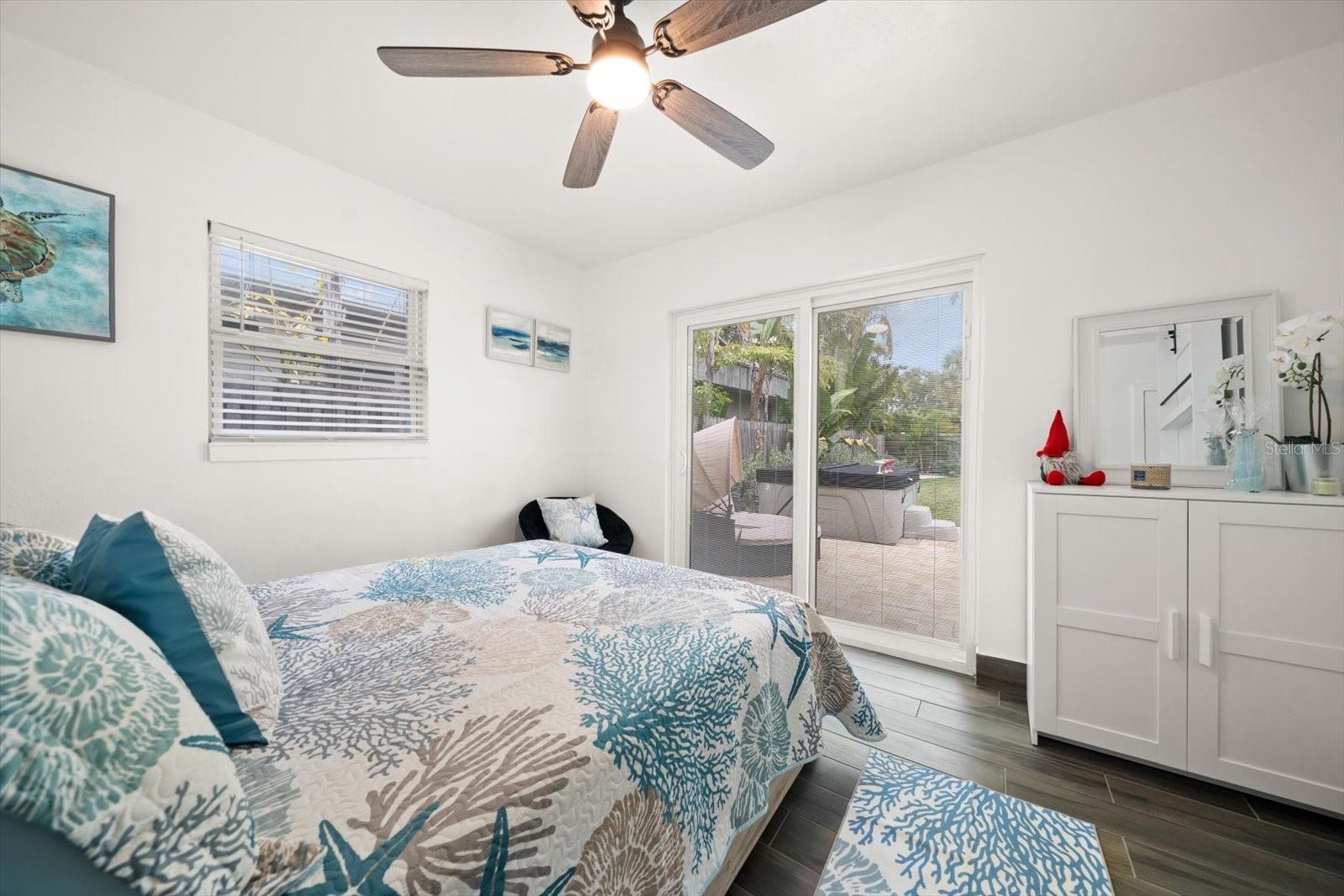 955 NARCISSUS AVE, CLEARWATER BEACH, FL, 33767