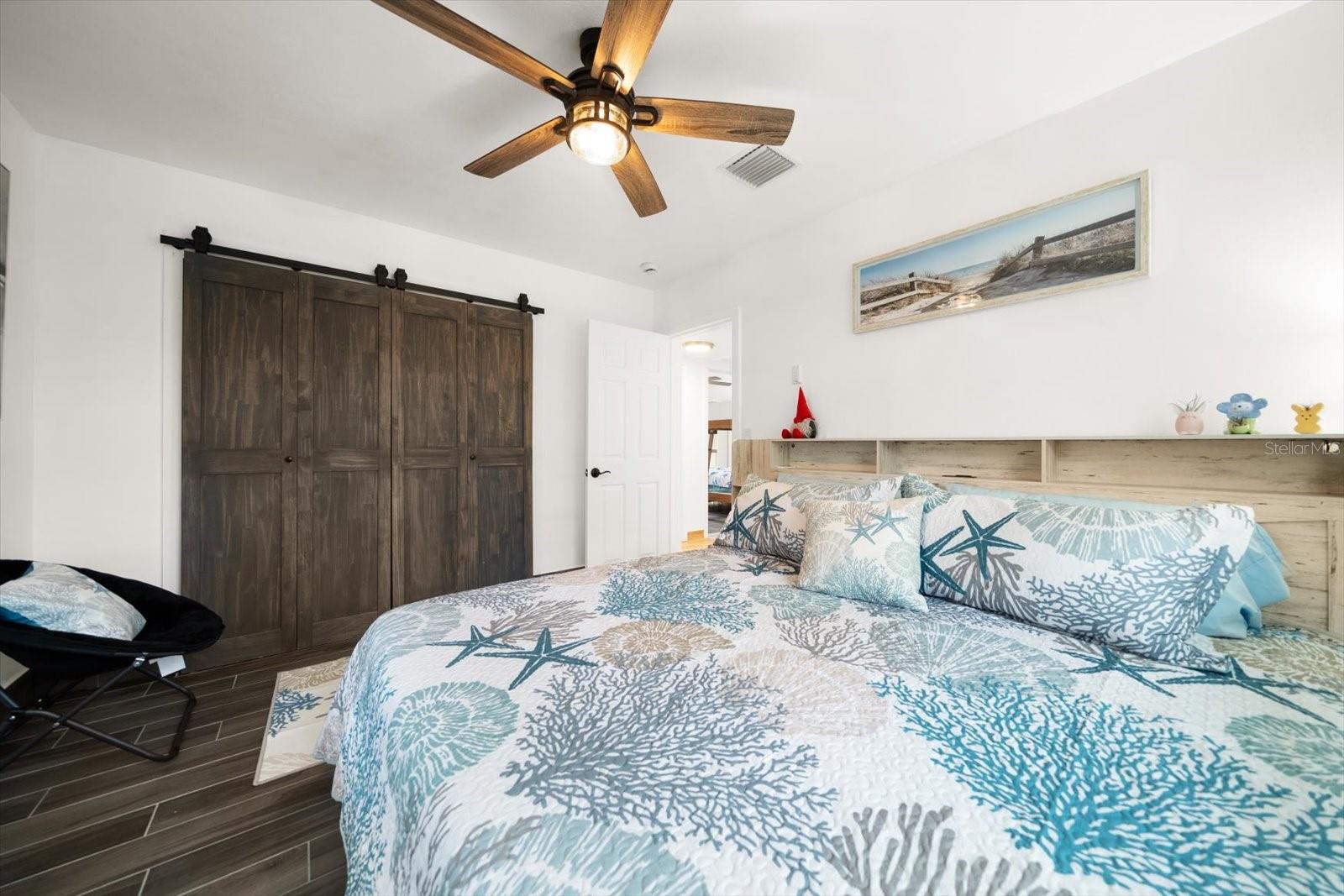 955 NARCISSUS AVE, CLEARWATER BEACH, FL, 33767