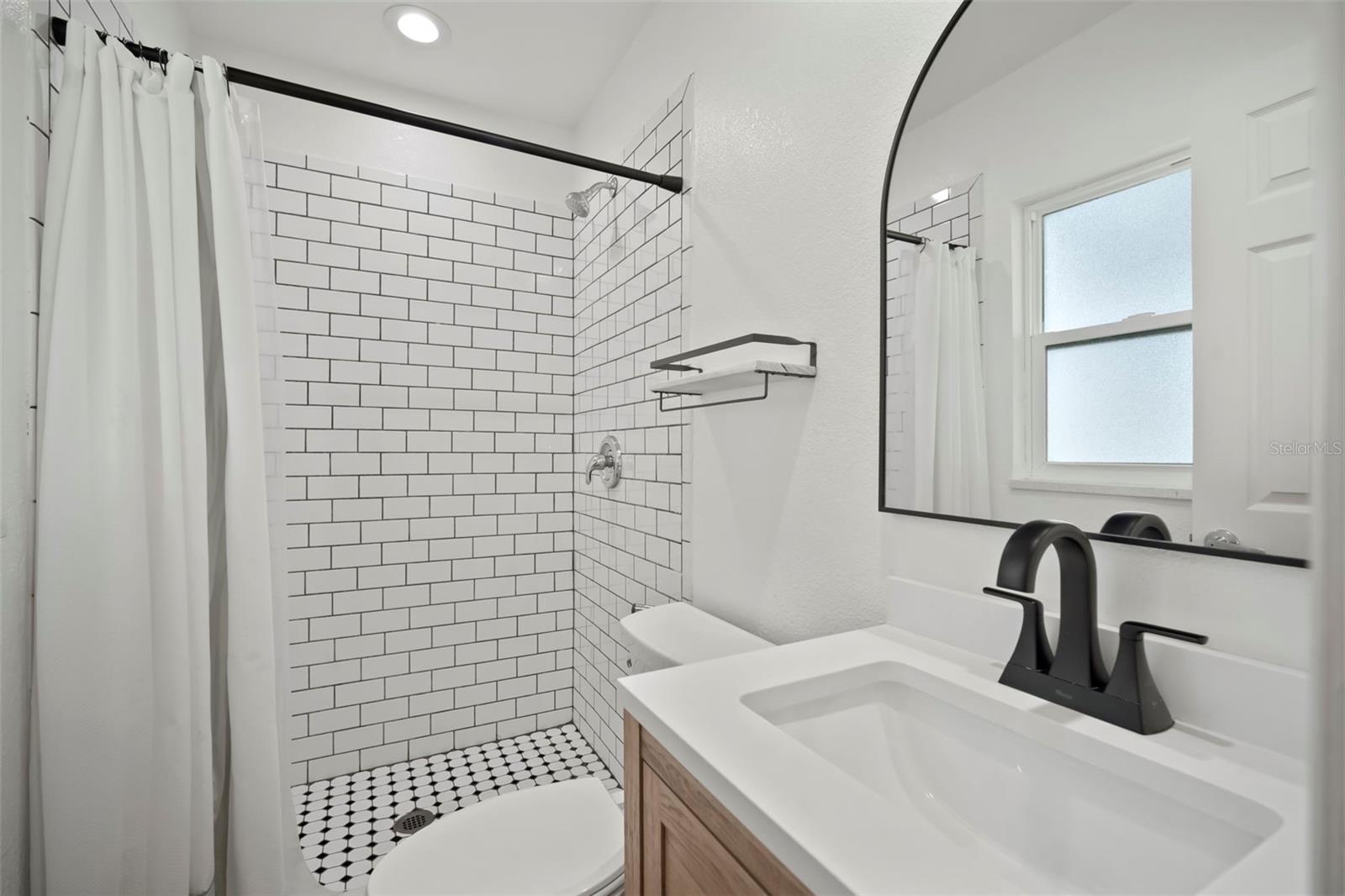 7717 W POWHATAN AVE, TAMPA, FL, 33615