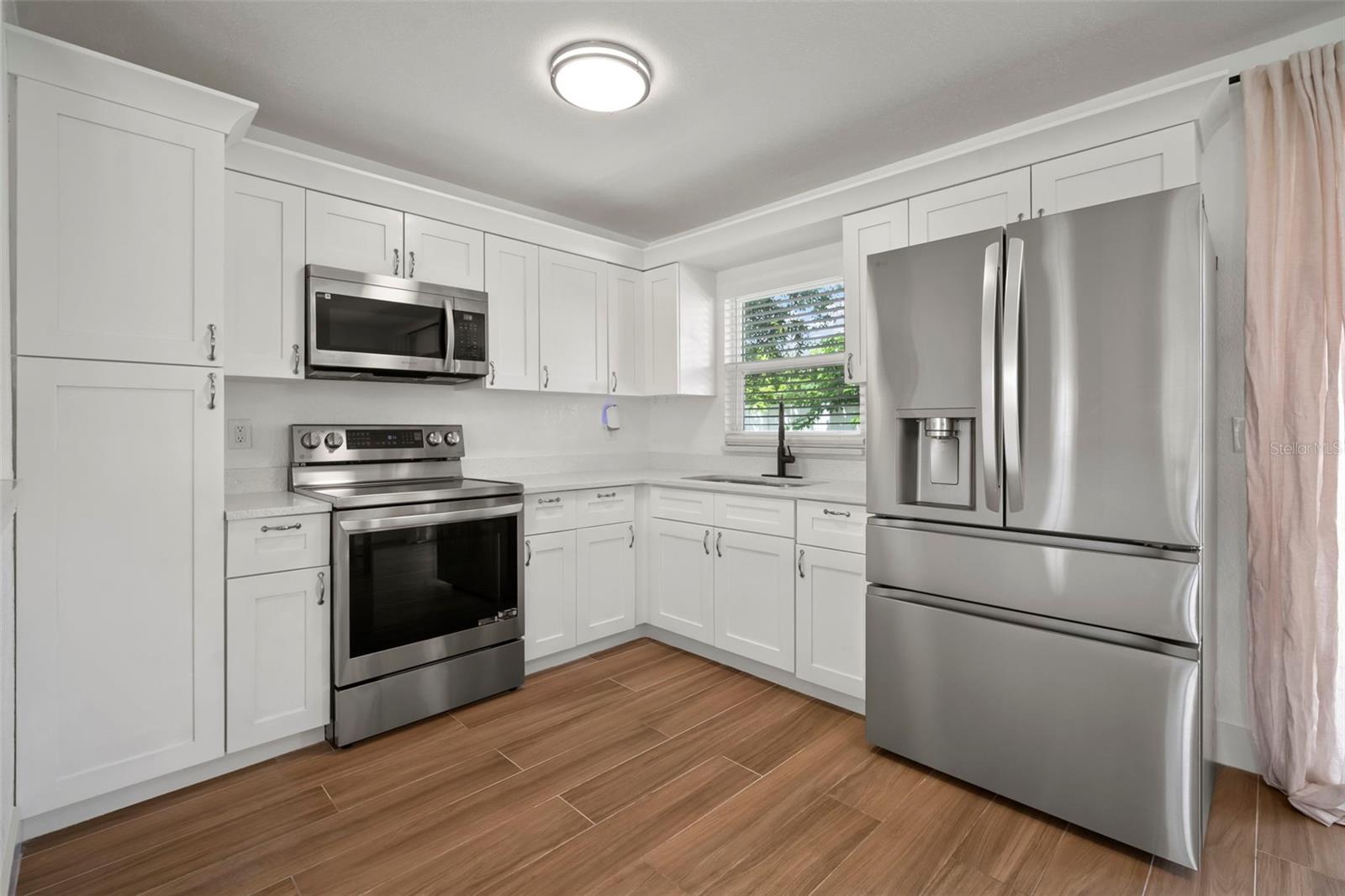 7717 W POWHATAN AVE, TAMPA, FL, 33615