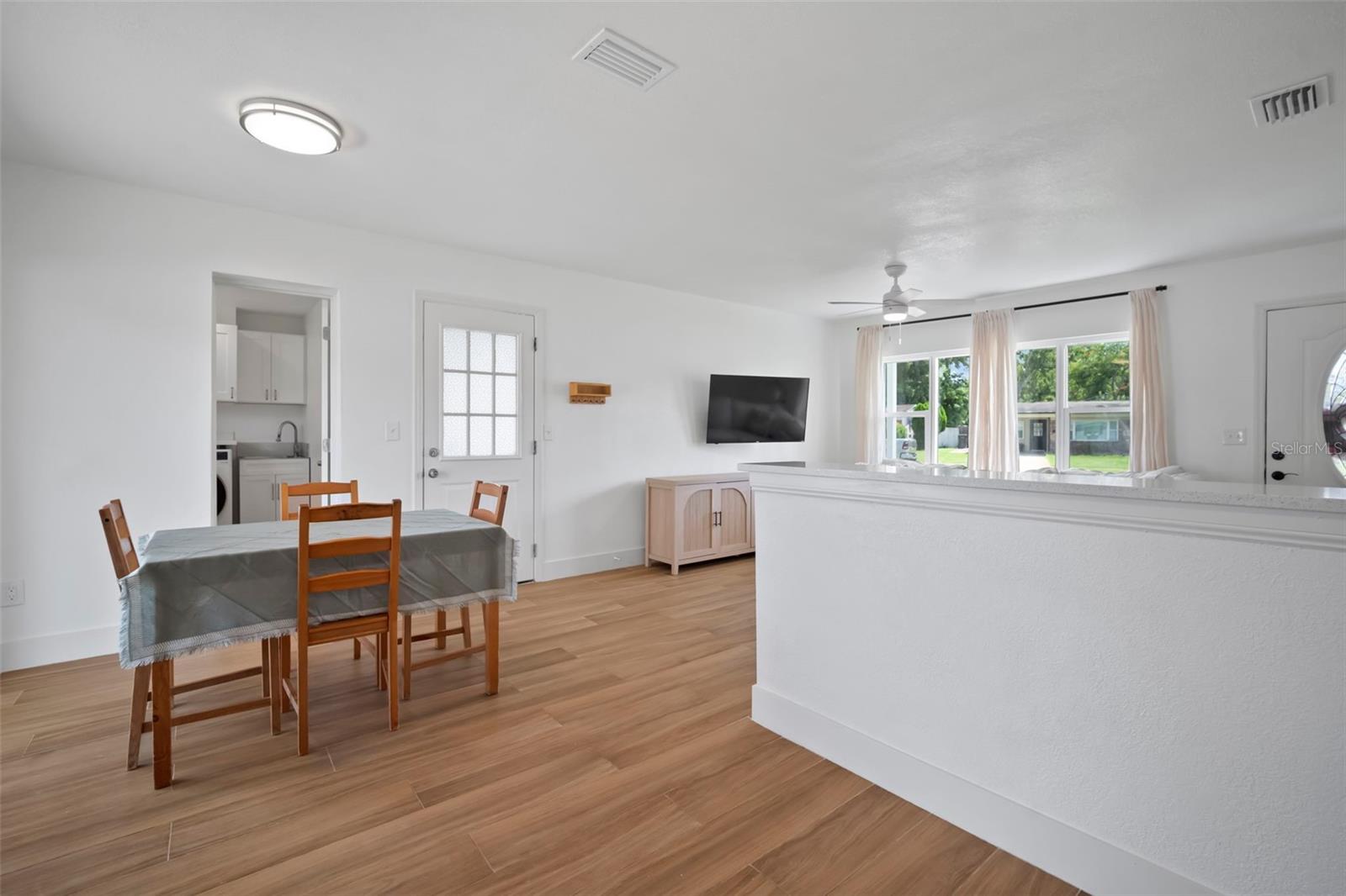 7717 W POWHATAN AVE, TAMPA, FL, 33615