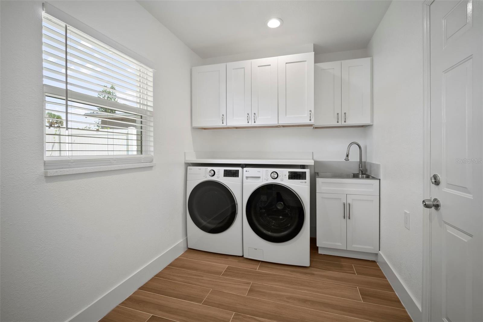 7717 W POWHATAN AVE, TAMPA, FL, 33615