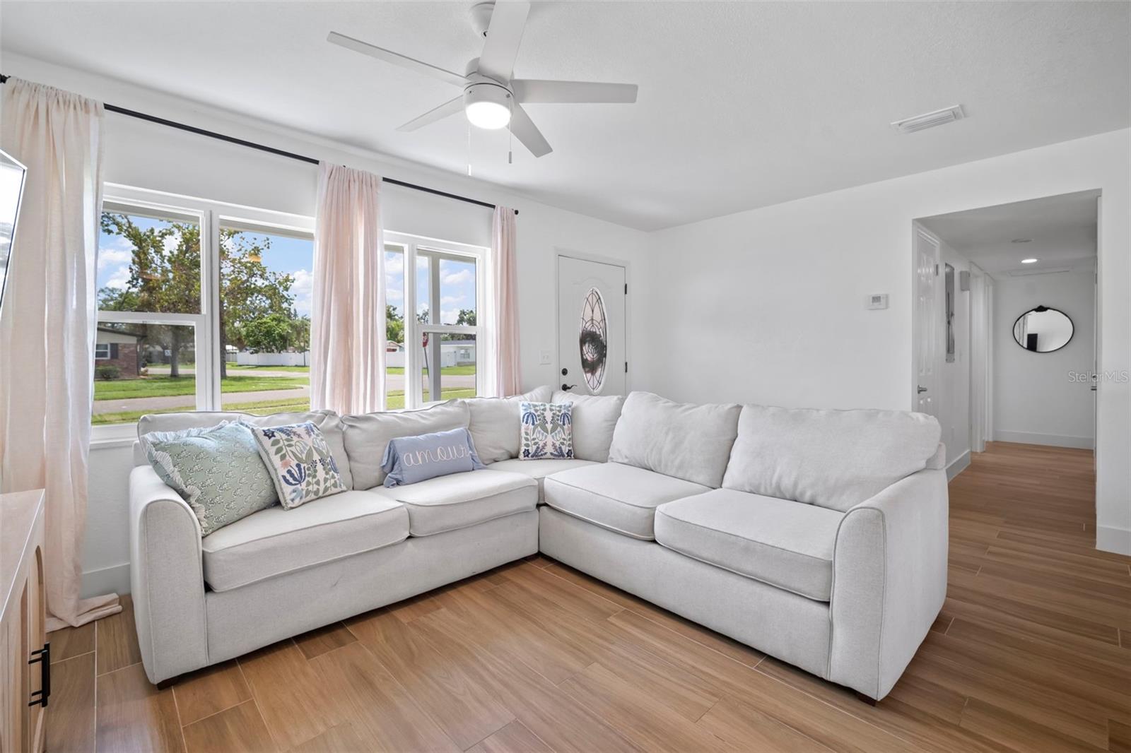 7717 W POWHATAN AVE, TAMPA, FL, 33615