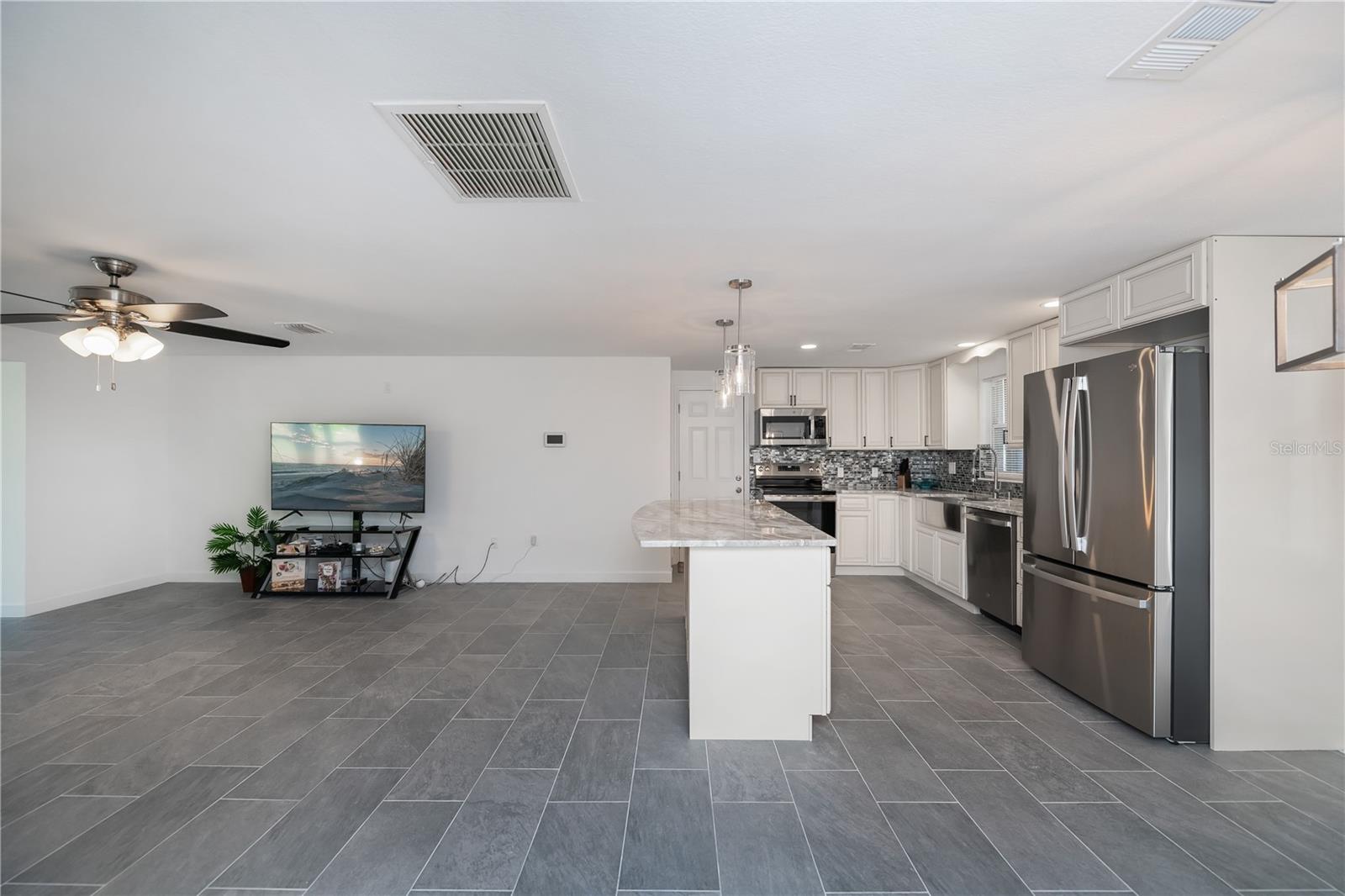 2820 MARLIN PL, PUNTA GORDA, FL, 33950