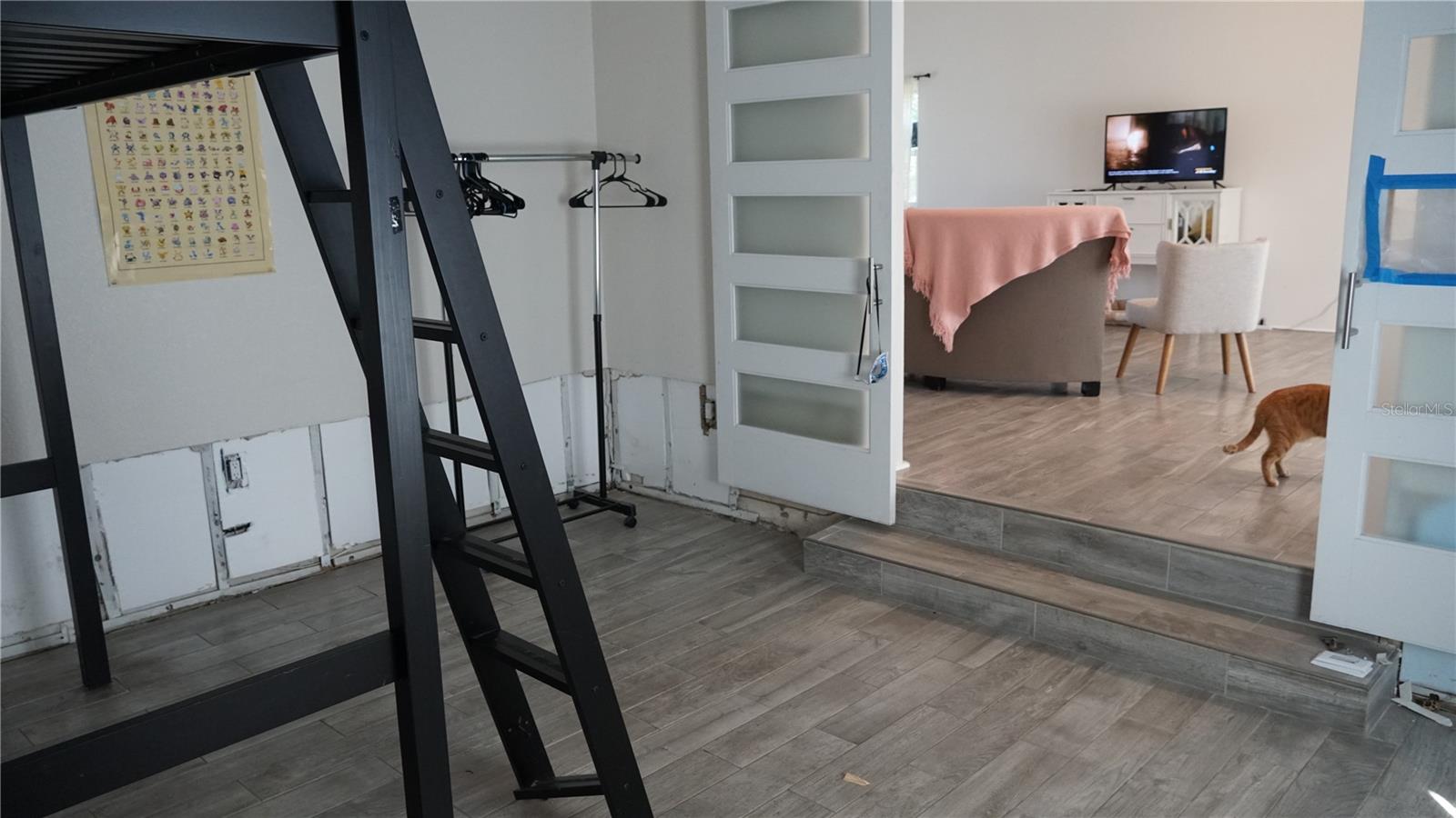 123 STANDISH CIR, NORTH FORT MYERS, FL, 33903