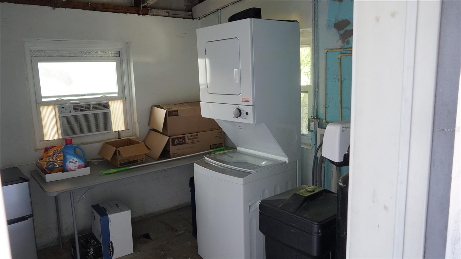 123 STANDISH CIR, NORTH FORT MYERS, FL, 33903